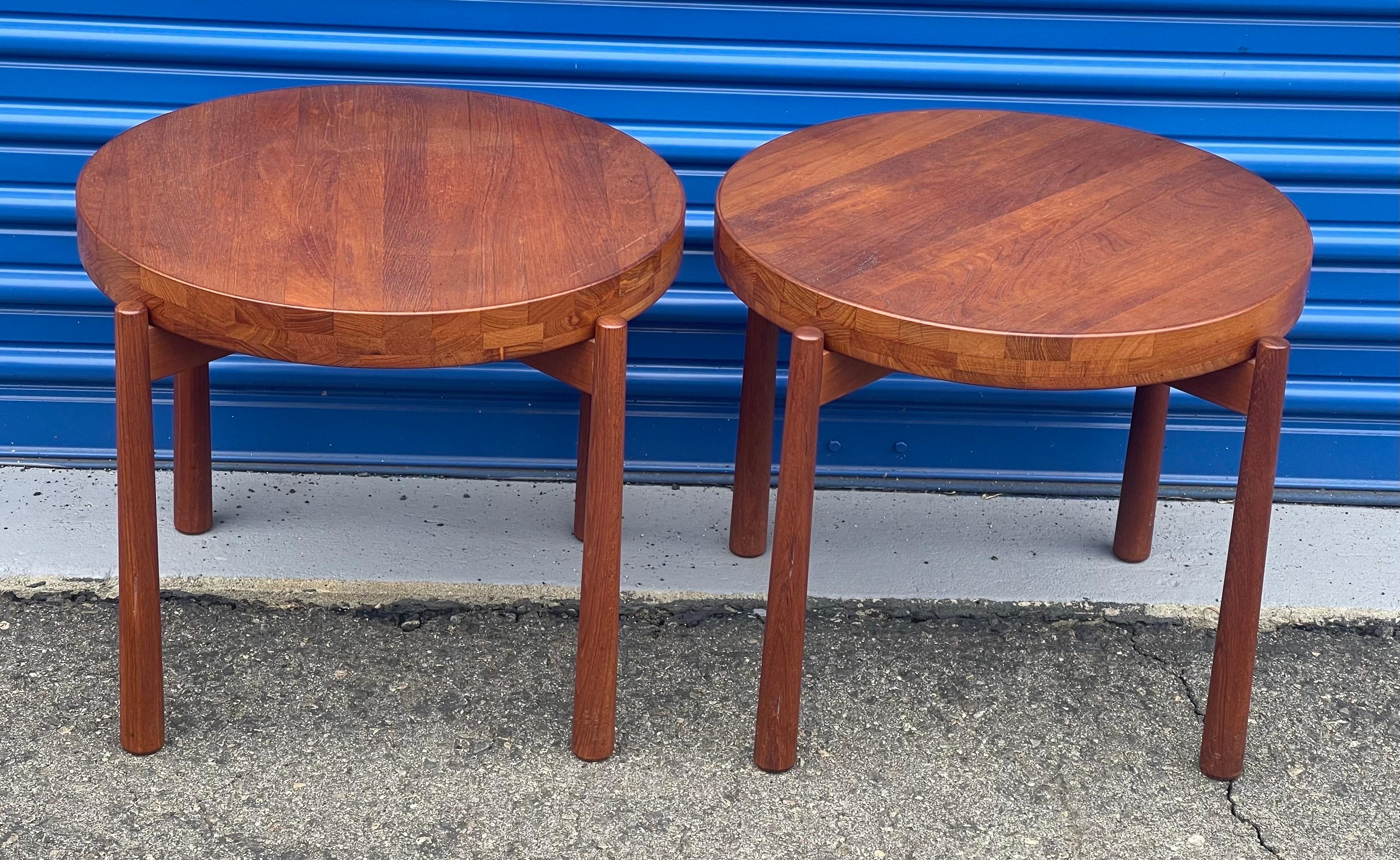 Pair of Teak Tray Side Tables Attributed to Jens Quistgaard for DUX of Sweden For Sale 5
