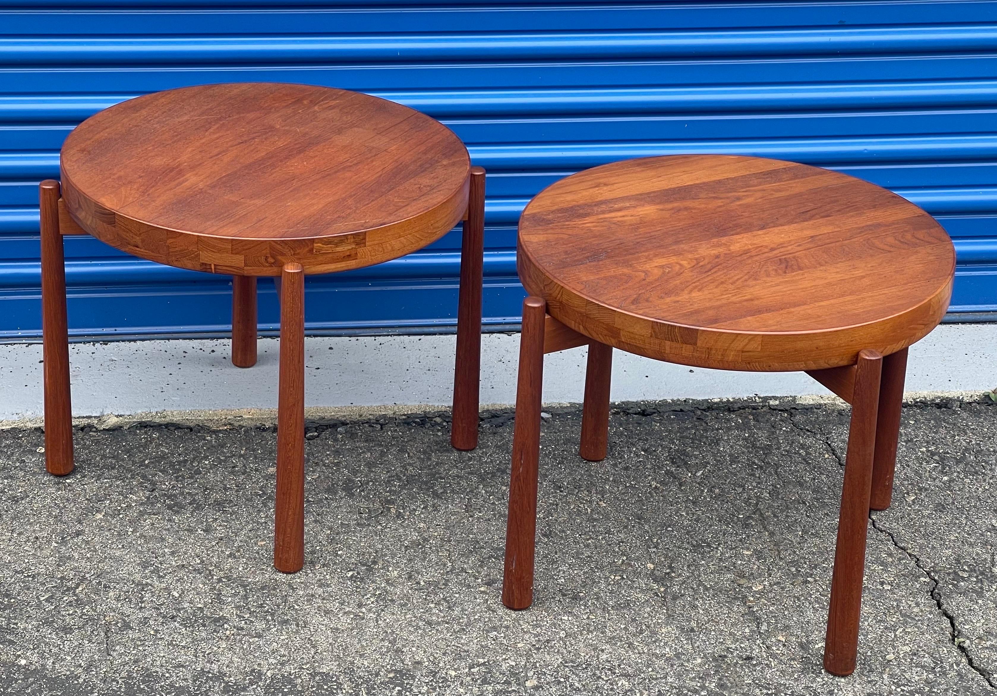Pair of Teak Tray Side Tables Attributed to Jens Quistgaard for DUX of Sweden For Sale 3