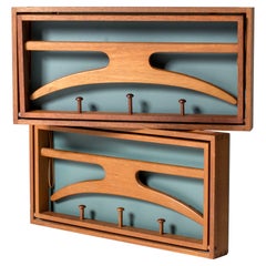 Coppia di appendiabiti da parete in teak di Adam Hoff & Poul Østergaard, Danimarca, anni '60