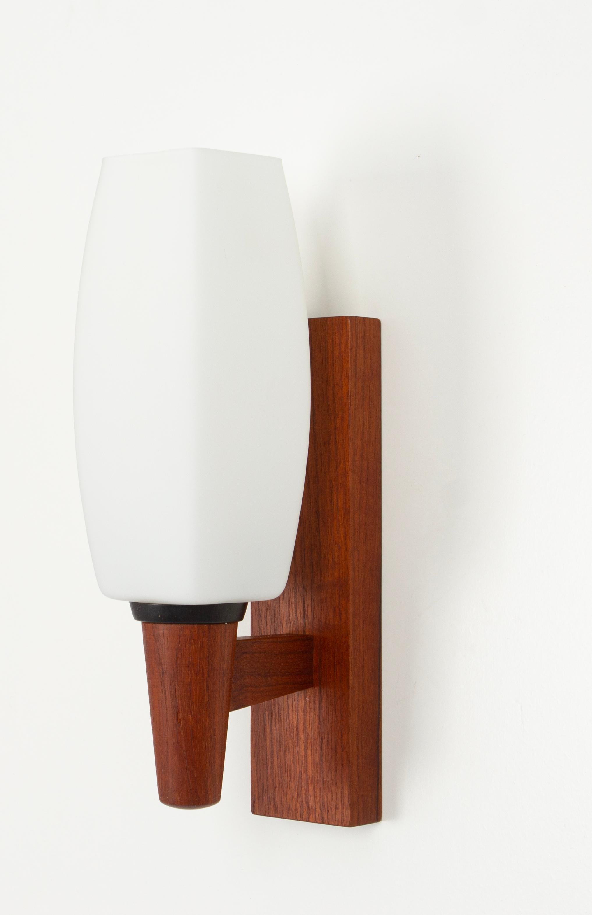 Pair of Teak Wall Lights by Kaiser, Germany 1960s For Sale 1