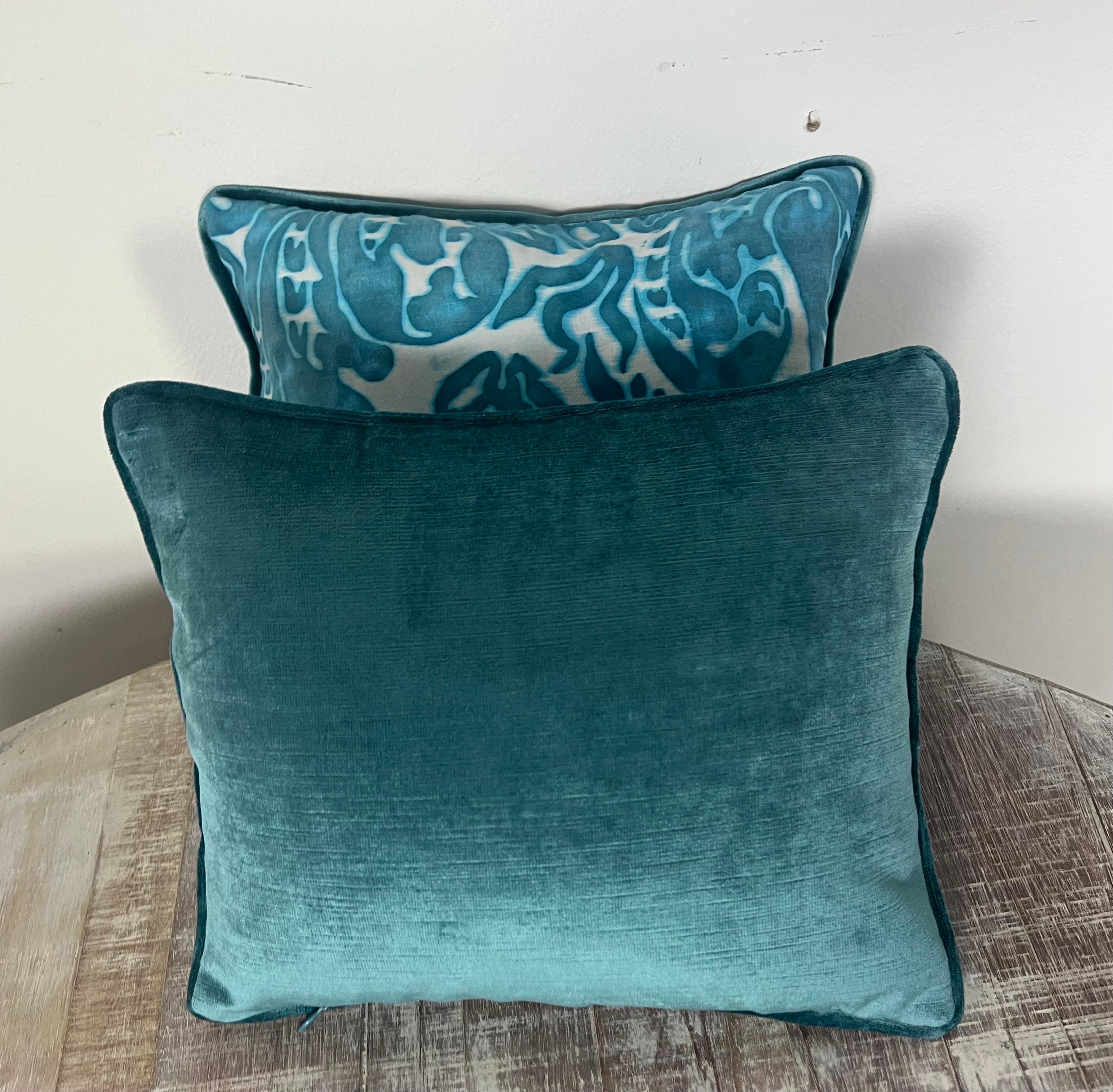 Pair of Teal and White Colored Fortuny Style Pillows In Excellent Condition In Los Angeles, CA