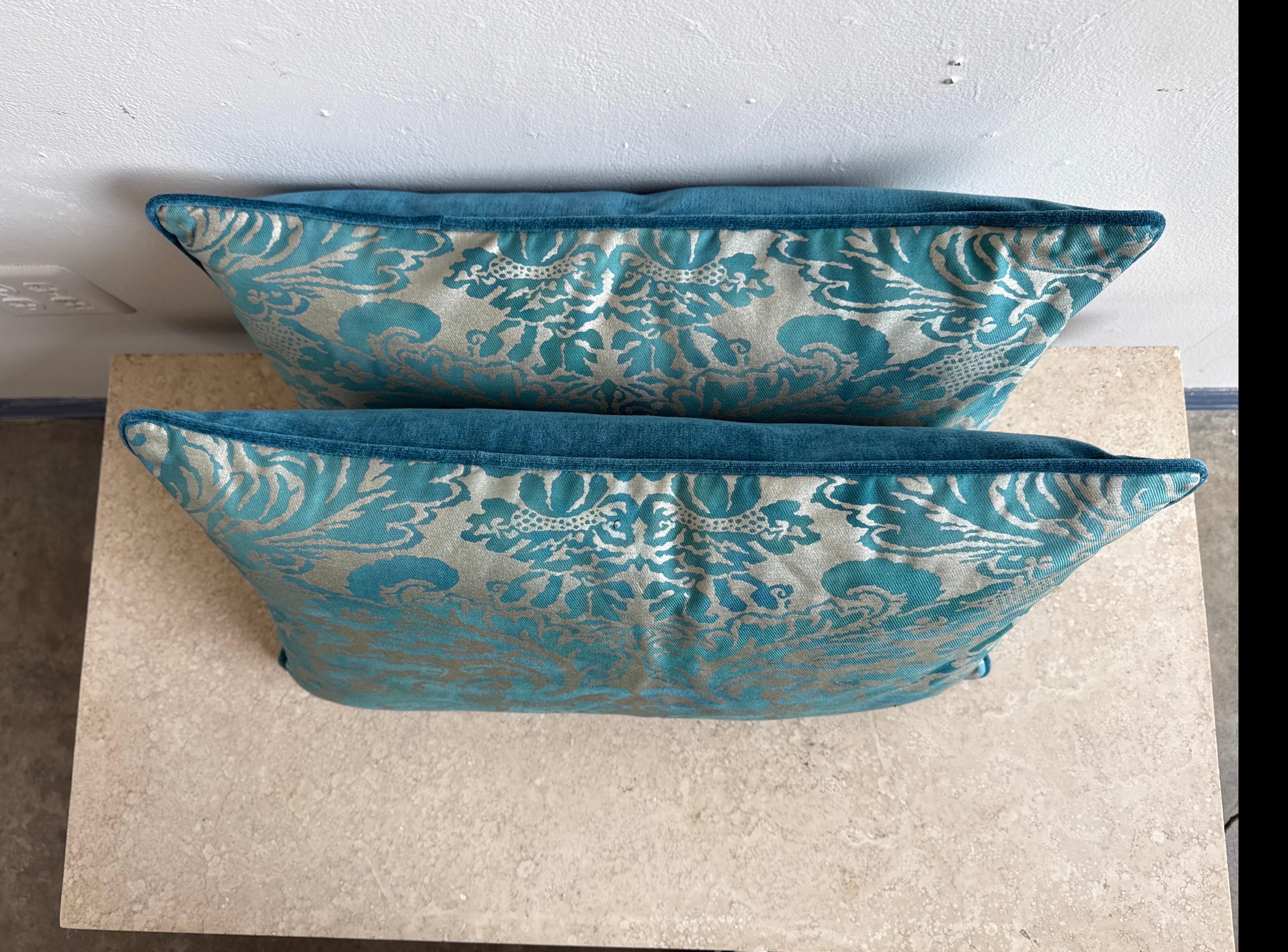 Pareja de Cojines Textiles Fortuny Azul Teal Siglo XXI y contemporáneo en venta
