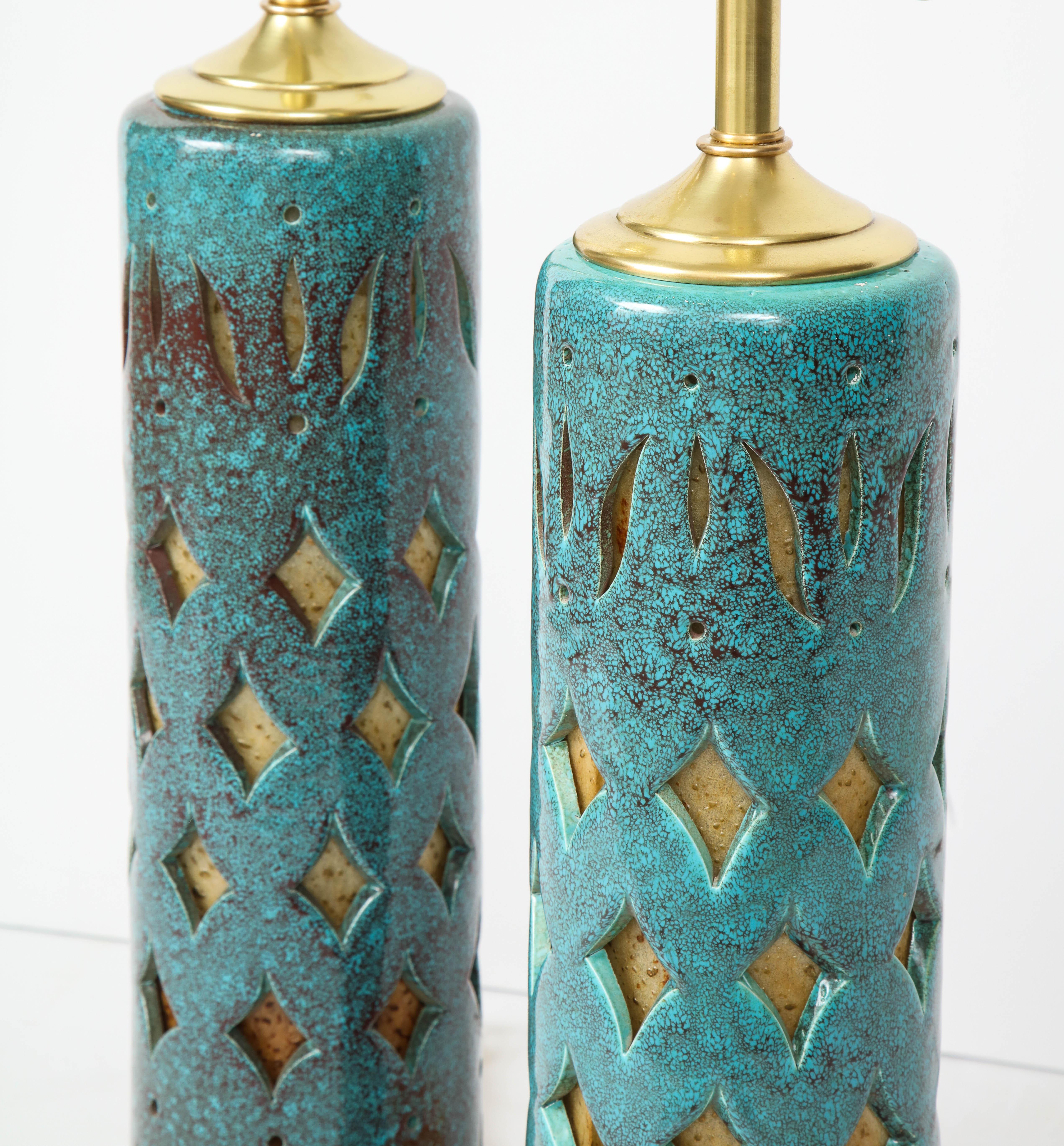 Pair of Teal Glazed Italian Ceramic Lamps In Good Condition In New York, NY