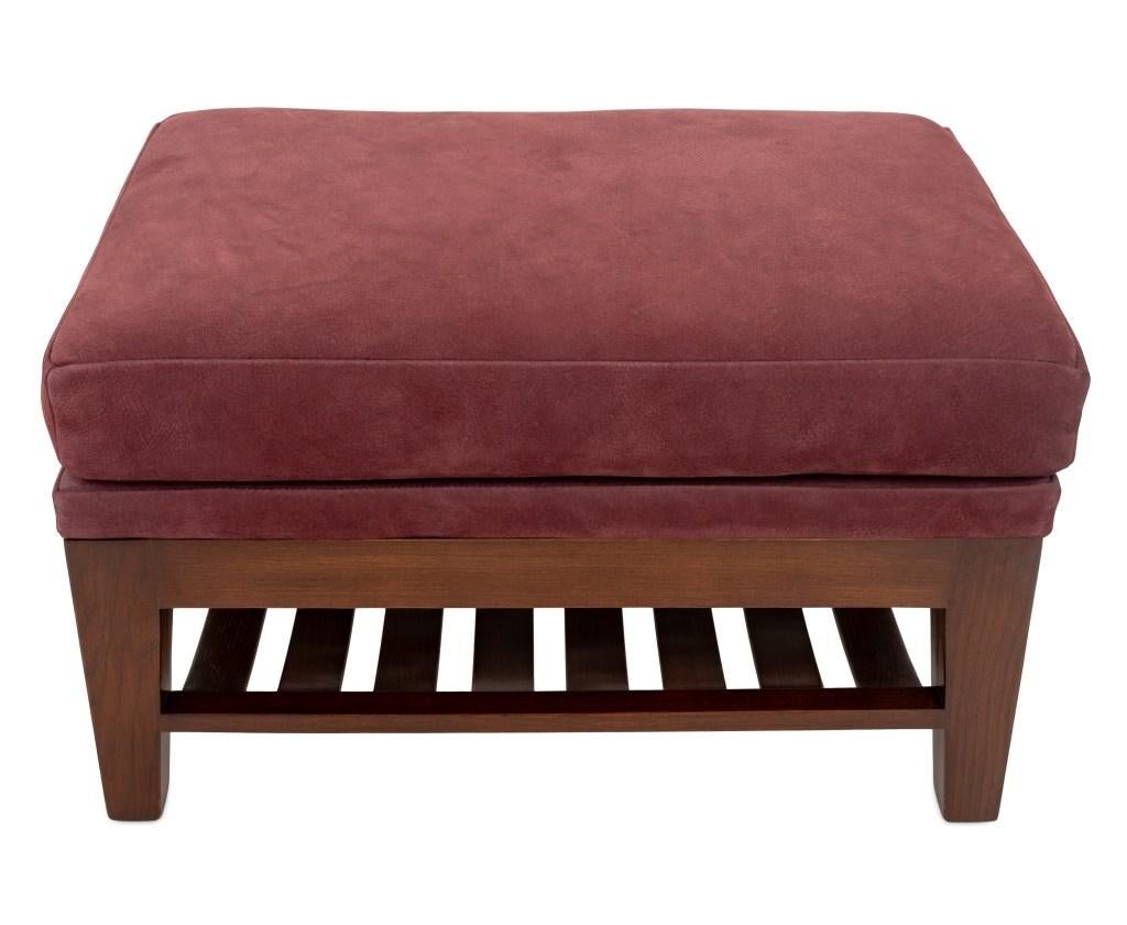 Moderne Paire de poufs recouverts de daim bourgogne de Ted Boerner en vente