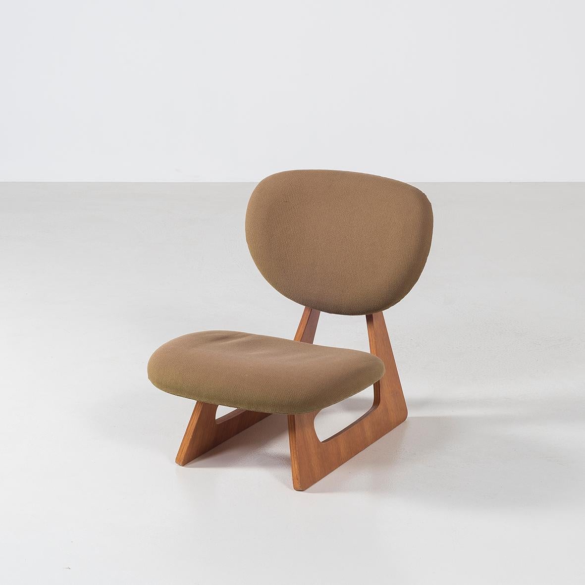 Pair of ‘Teiza Isu' lounge chairs by Junzo Sakakura and Daisaku Choh for Tendo Mokko, designed in 1960. 

This chair was designed for the Japanese exhibition booth at the 12th Milano Triennale in 1960. It is the most representative chair of Choh’s