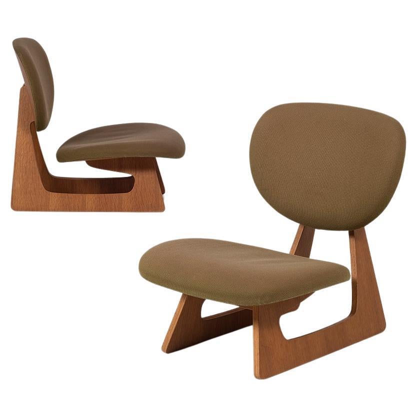 Pair of Teiza Isu Lounge Chairs by J. Sakakura and D. Choch, Japan 1960s