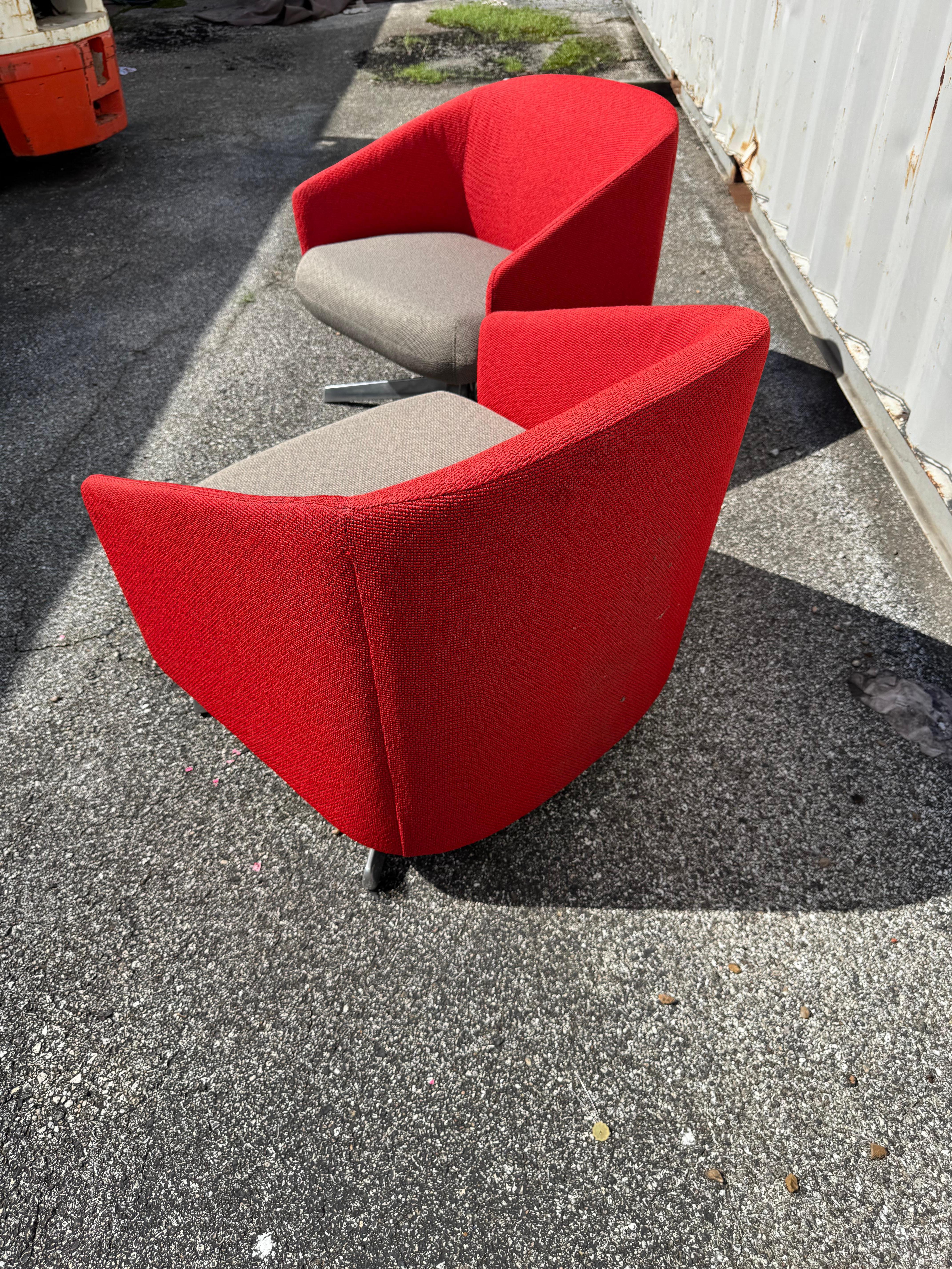 Pair of Teknion by Steelcase Swivel Cover Chairs (sofa also available) In Good Condition For Sale In Pasadena, TX