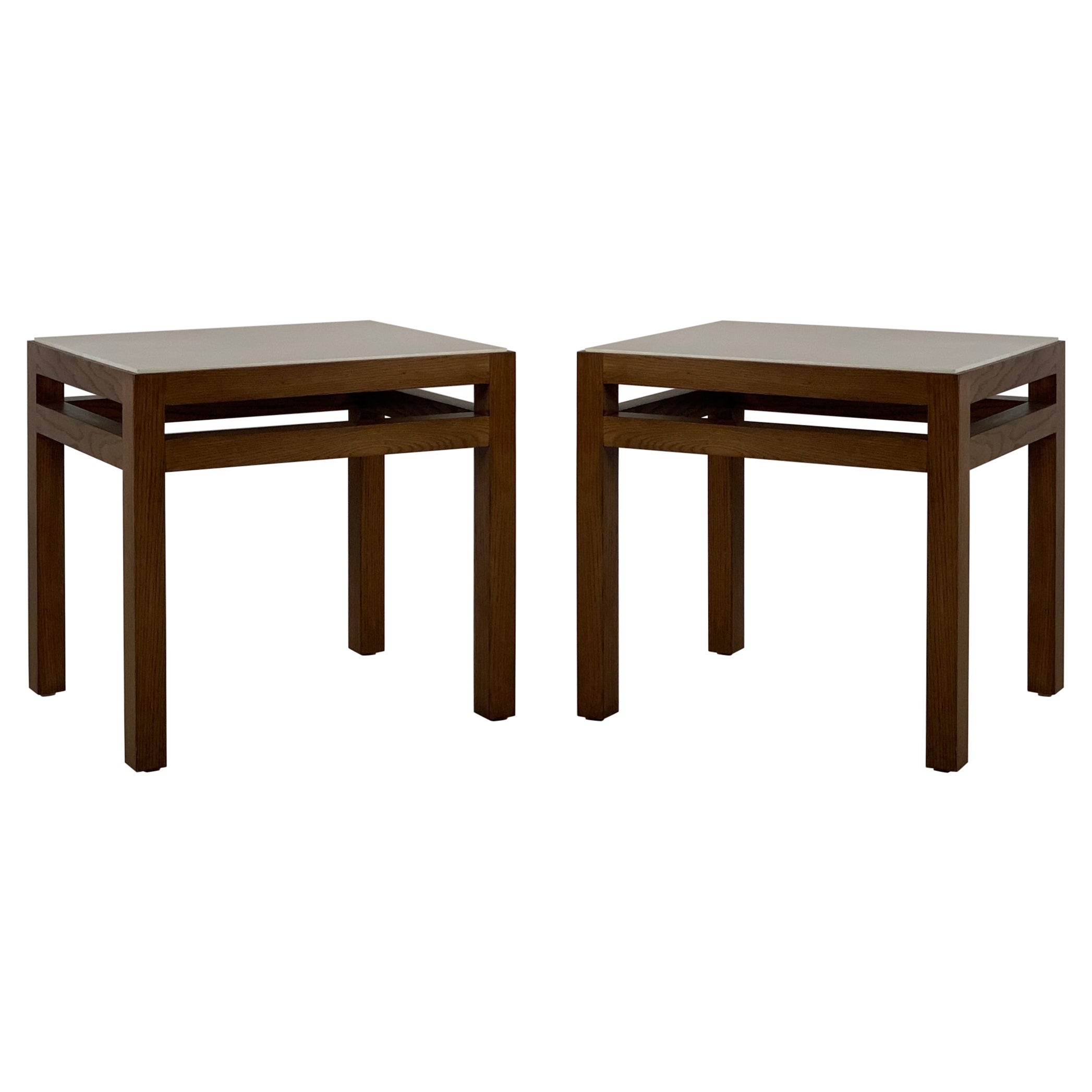 Coppia di tavolini 'Tenon' in Oak e pergamena di Design Frères