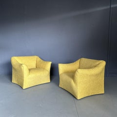 Pair of 'Tentazione' model 685 armchairs designed by Mario Bellini for Cassina