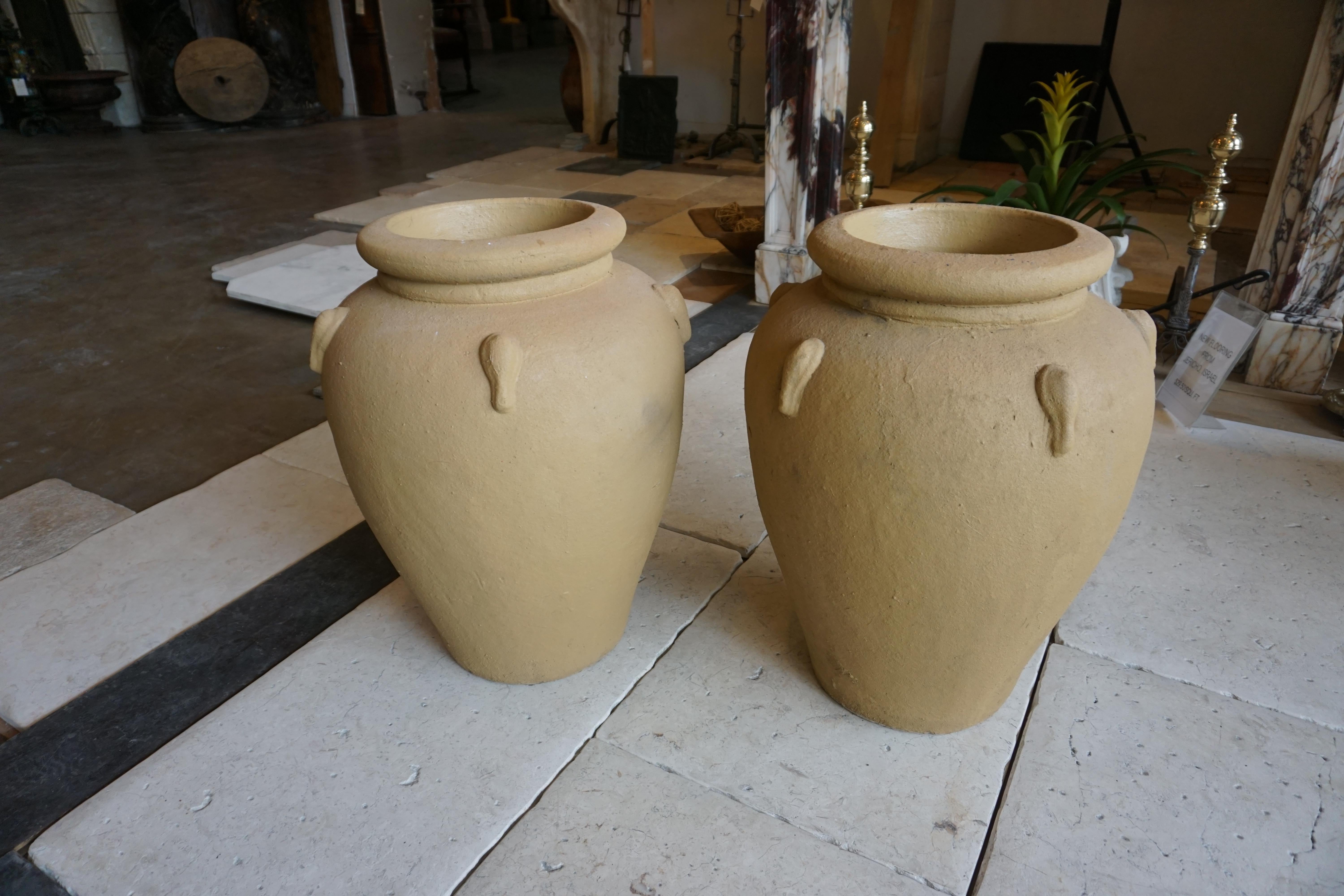 Pair of Terracotta Planters In Good Condition In Dallas, TX