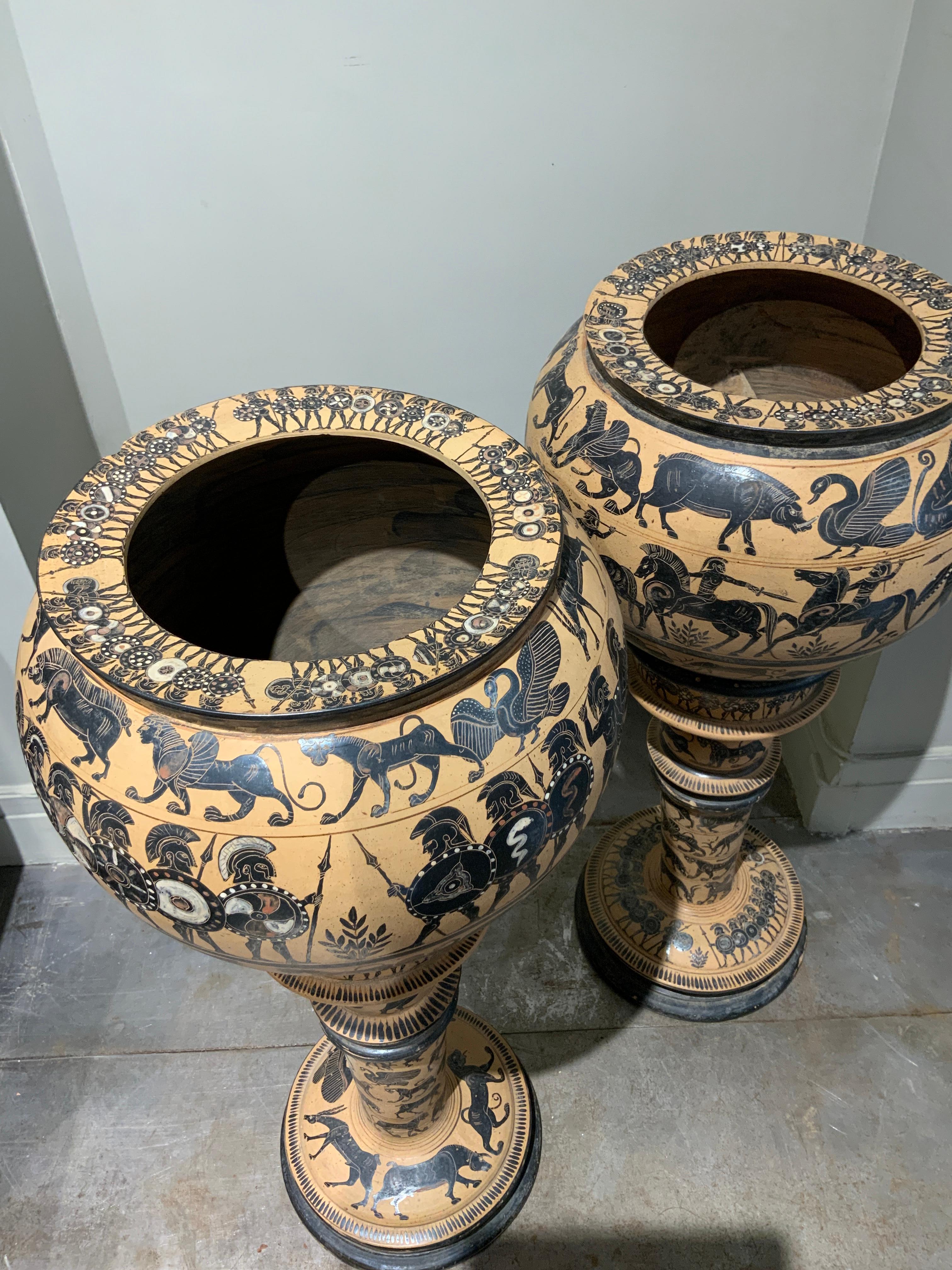 Paire de vases en terre cuite à décor gris Italie 1950 Bon état - En vente à PARIS, FR