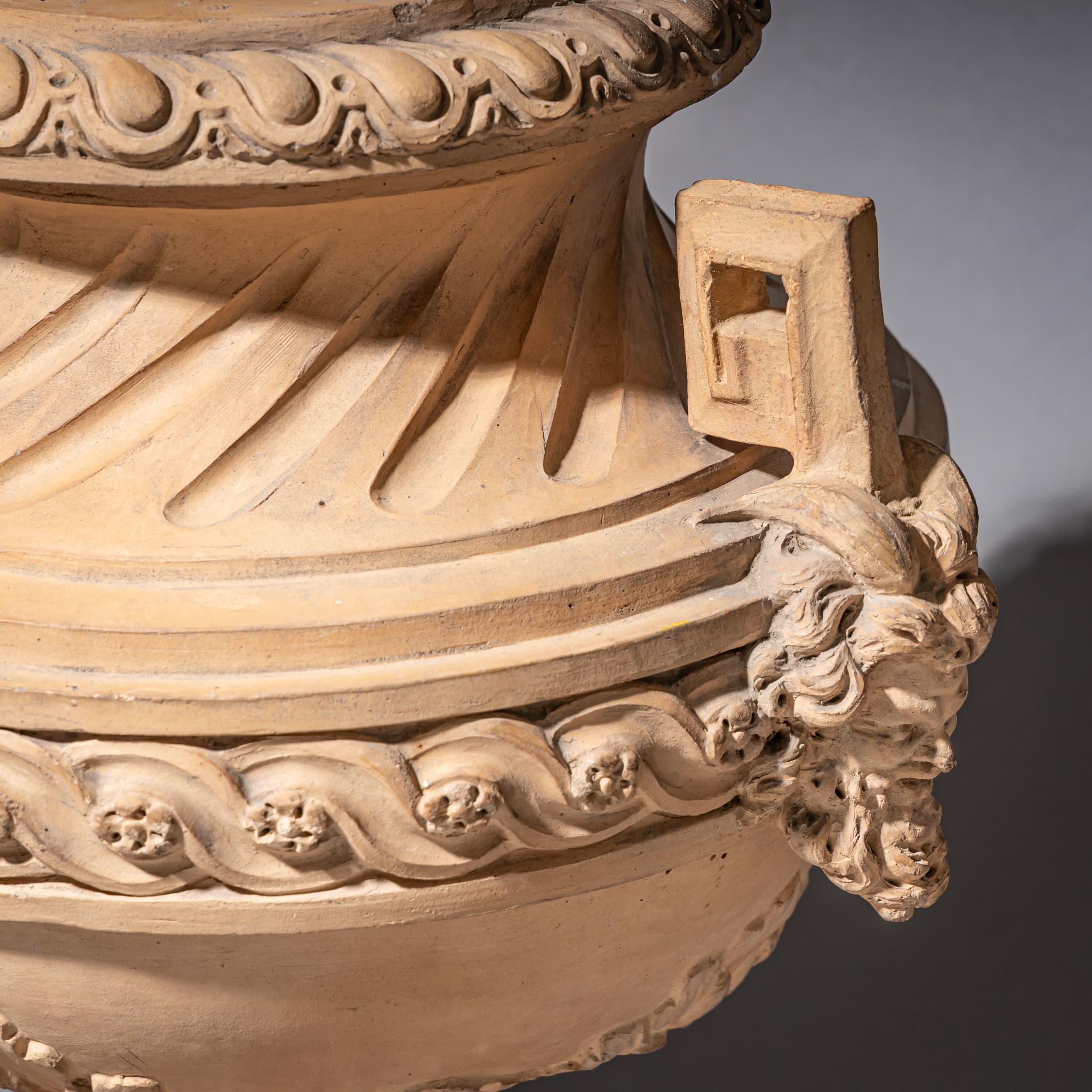 Coppia di Anfore in terracotta di Gossin, Francia, XIX secolo in vendita 2