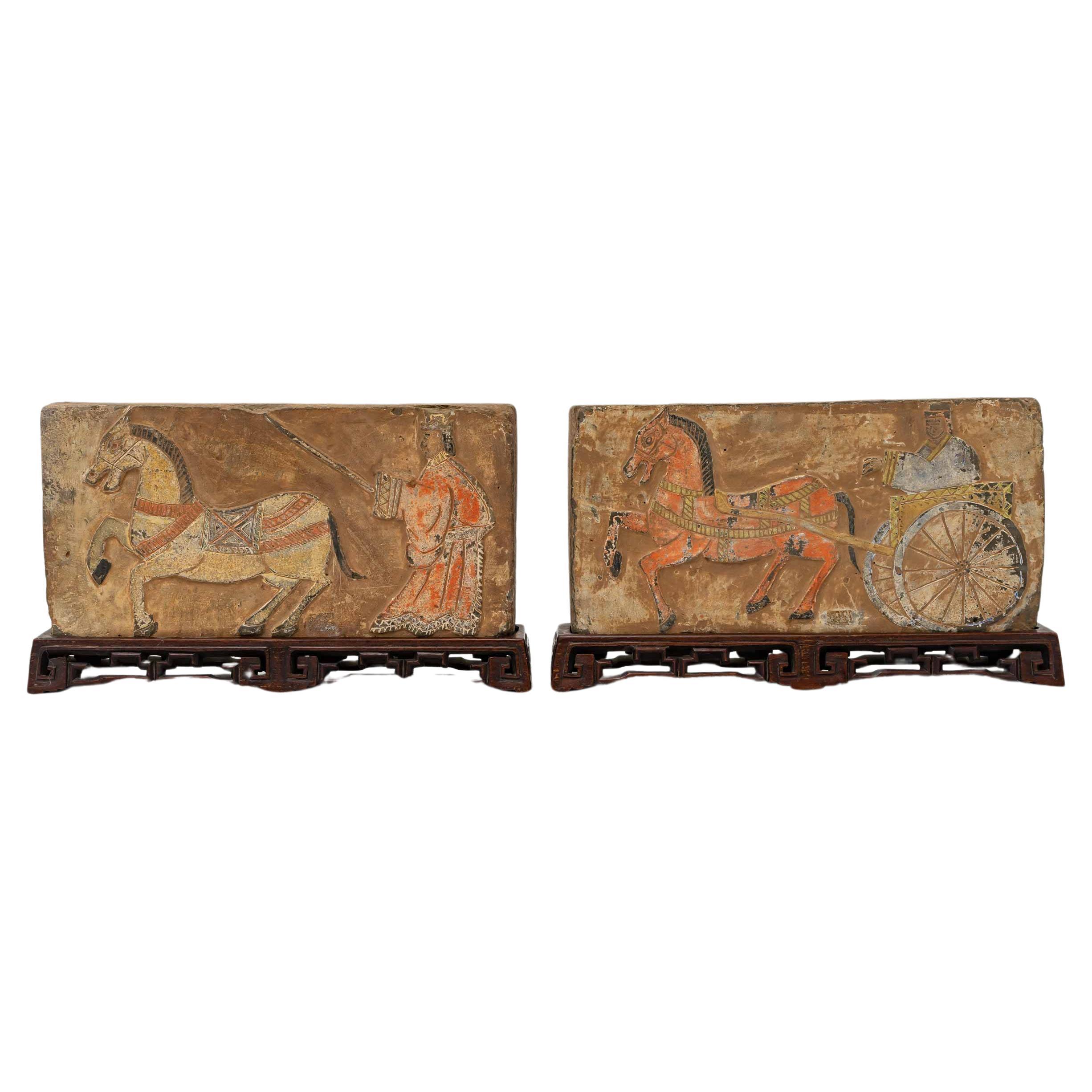 Paar Terrakotta- Ziegelsteine mit Polychrom-Tablett - Stil: Han - Periode: XIX. Jahrhundert