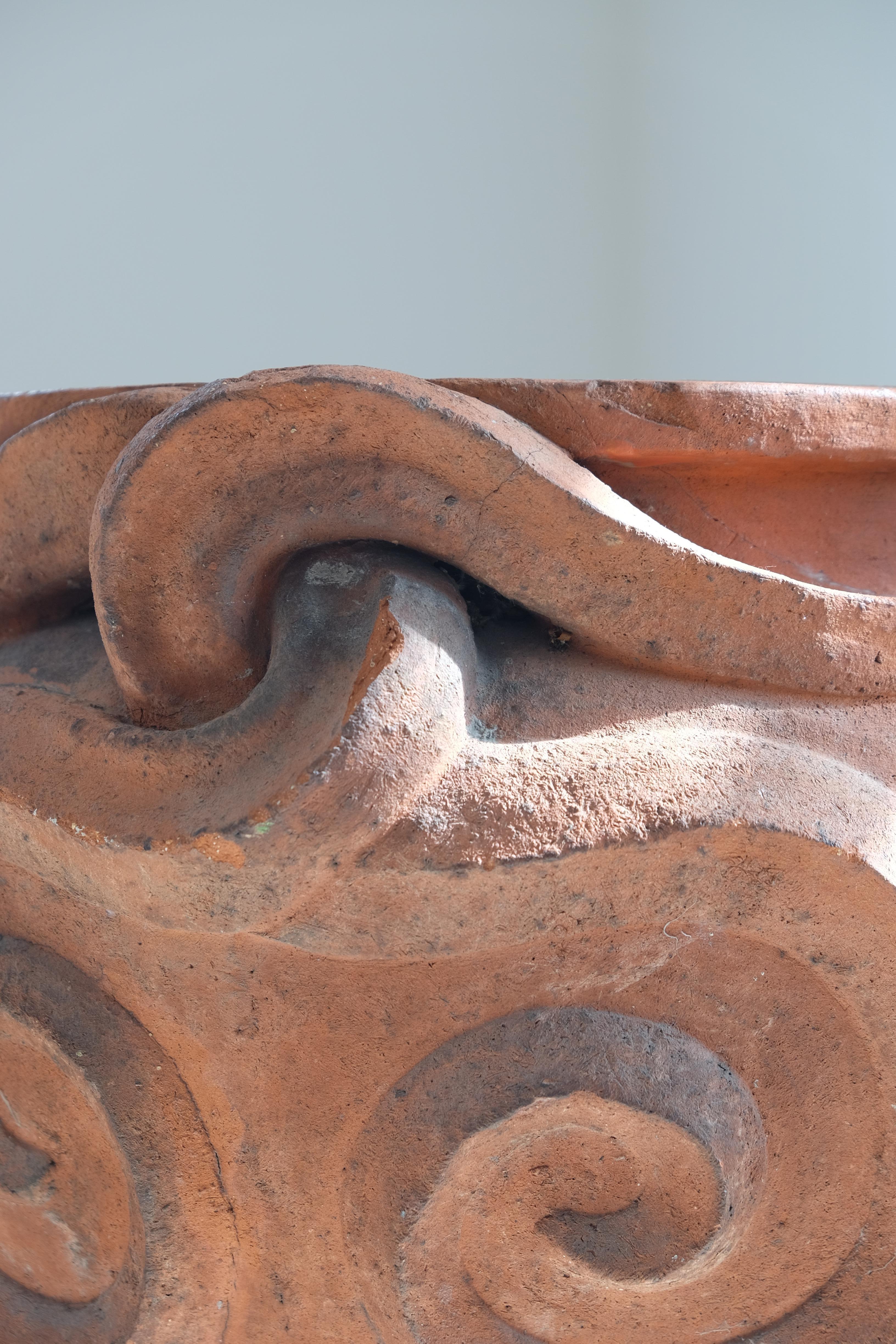 Pair of Terracotta Compton Snake Pots In Good Condition In  Richmond, VA