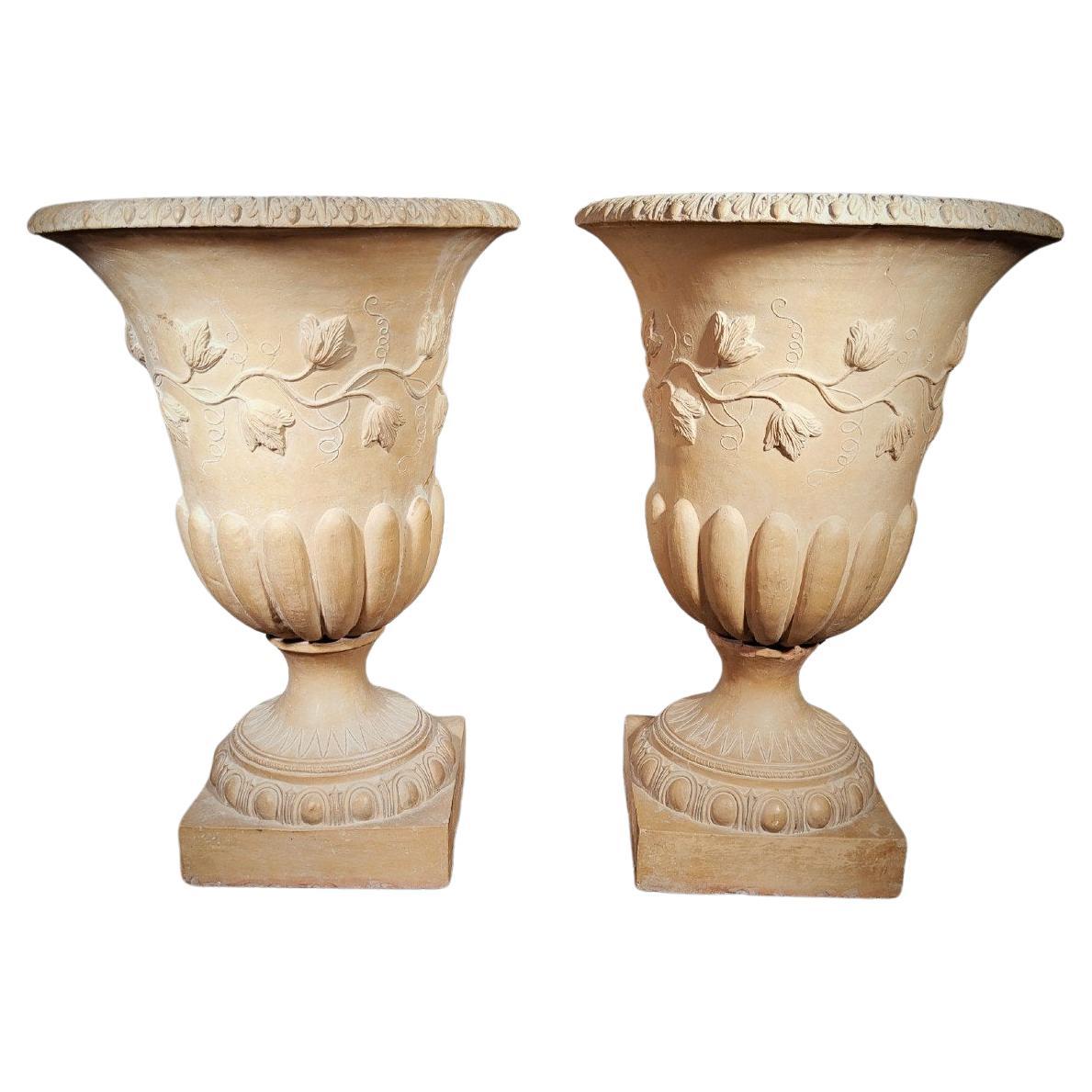 Paar Terrakotta-Tasse aus dem 19., 1846 datiertes Paar im Angebot