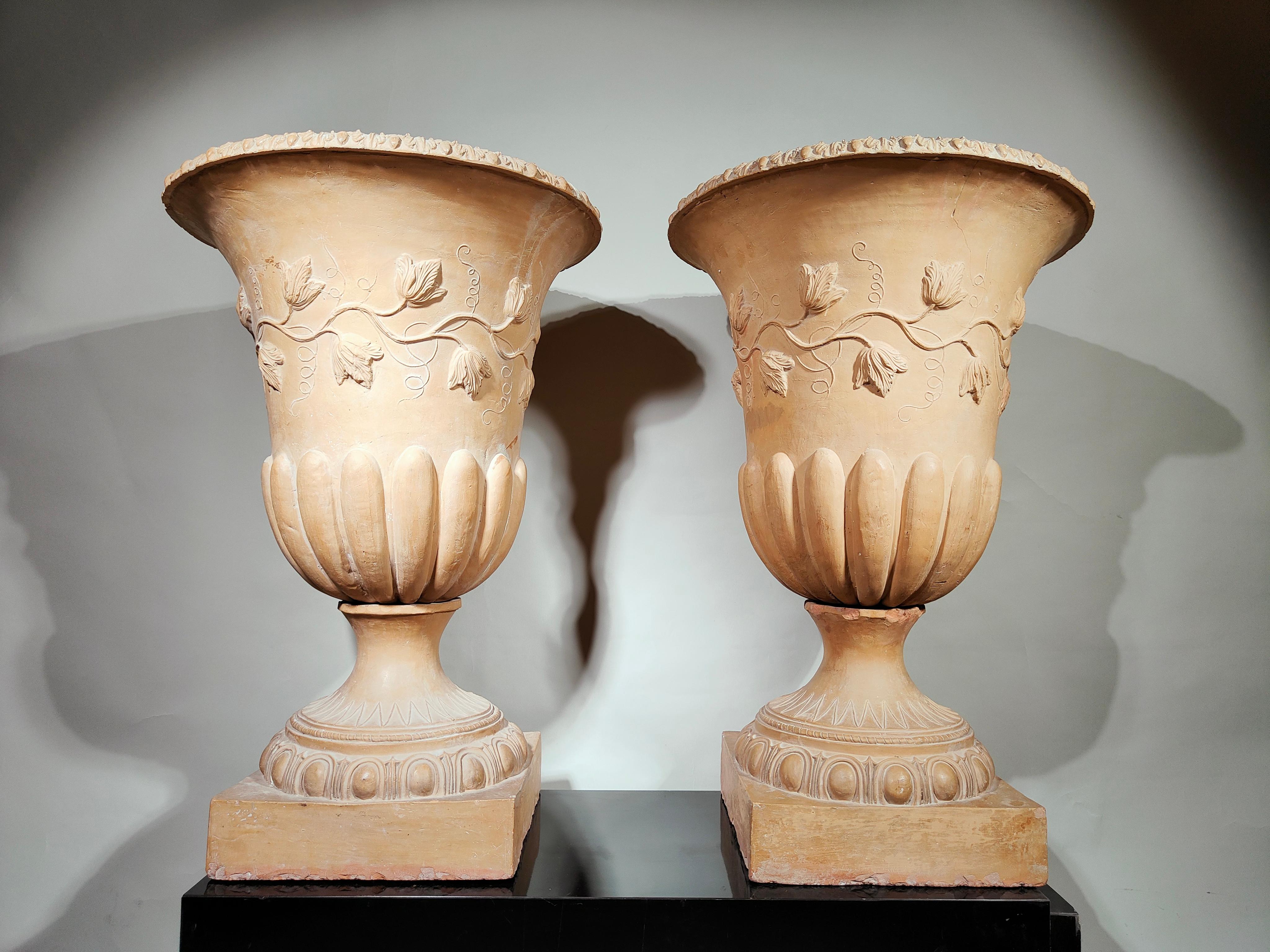 Paar Terrakotta-Tasse aus der Zeit XIX. TH 1846 im Angebot 6