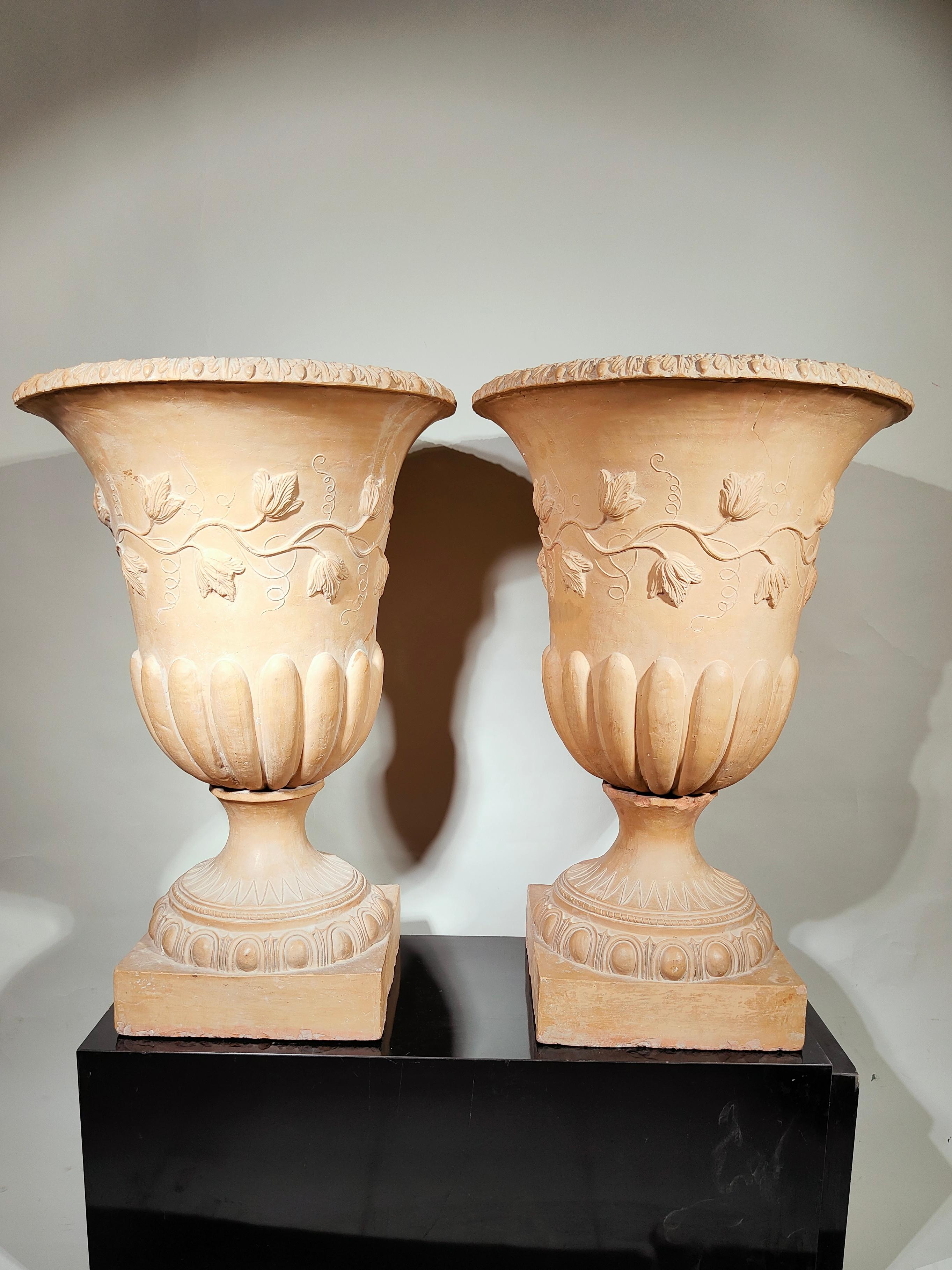 Paar Terrakotta-Tasse aus der Zeit XIX. TH 1846 im Angebot 7