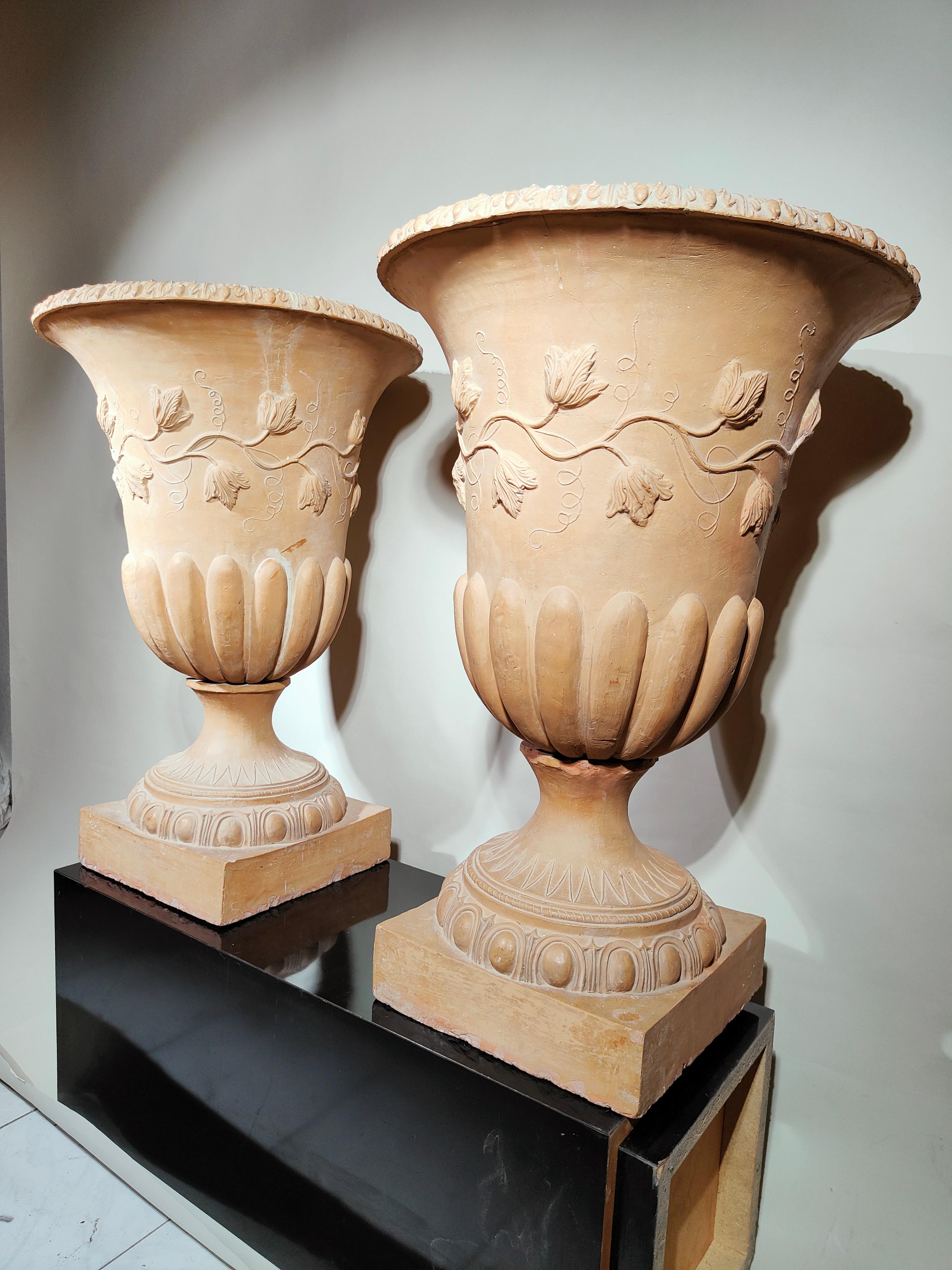 Paar Terrakotta-Tasse aus der Zeit XIX. TH 1846 im Angebot 1