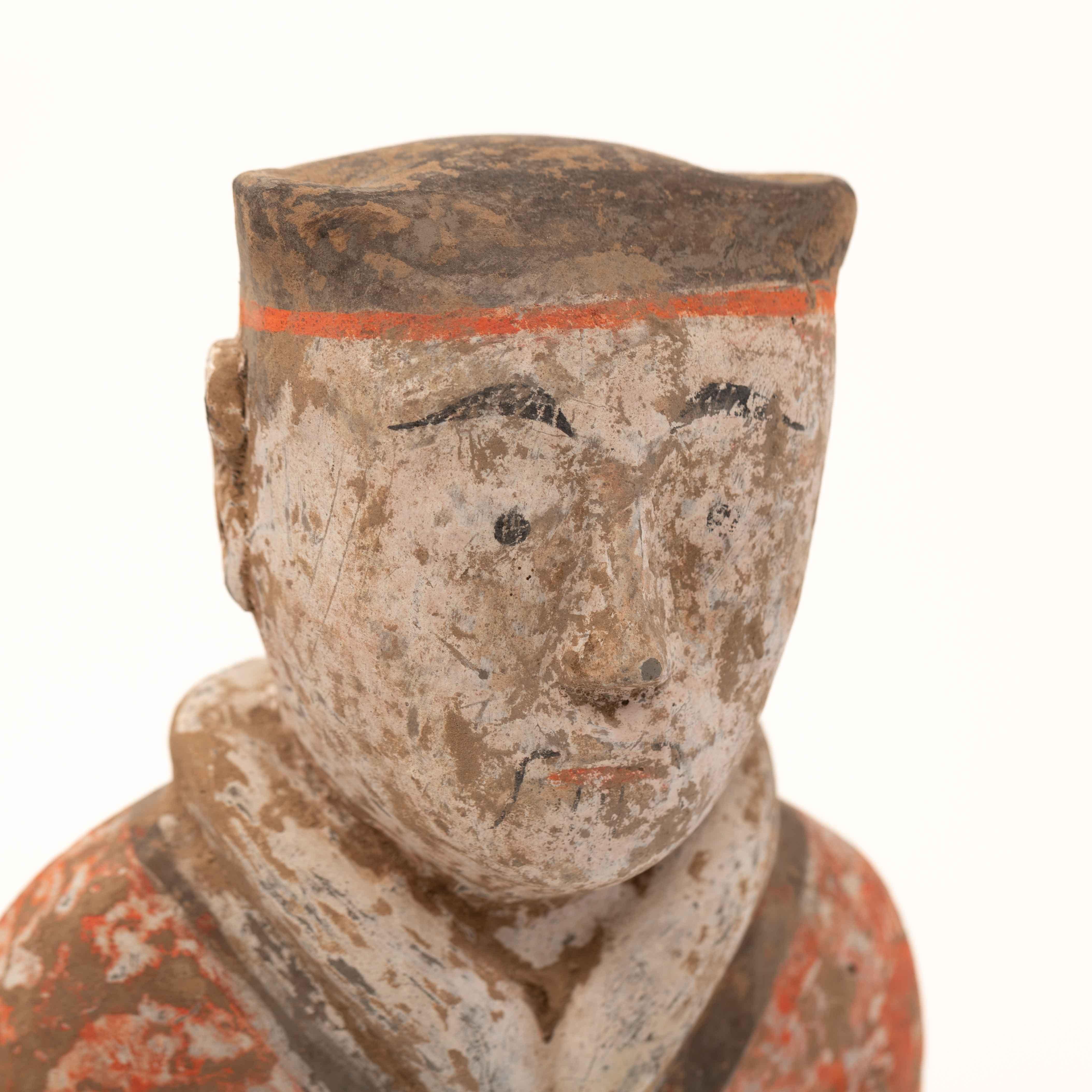 Pair of Terracotta Han Guards in Polychrome Paint China Han-Dynastie, TL Tested For Sale 7
