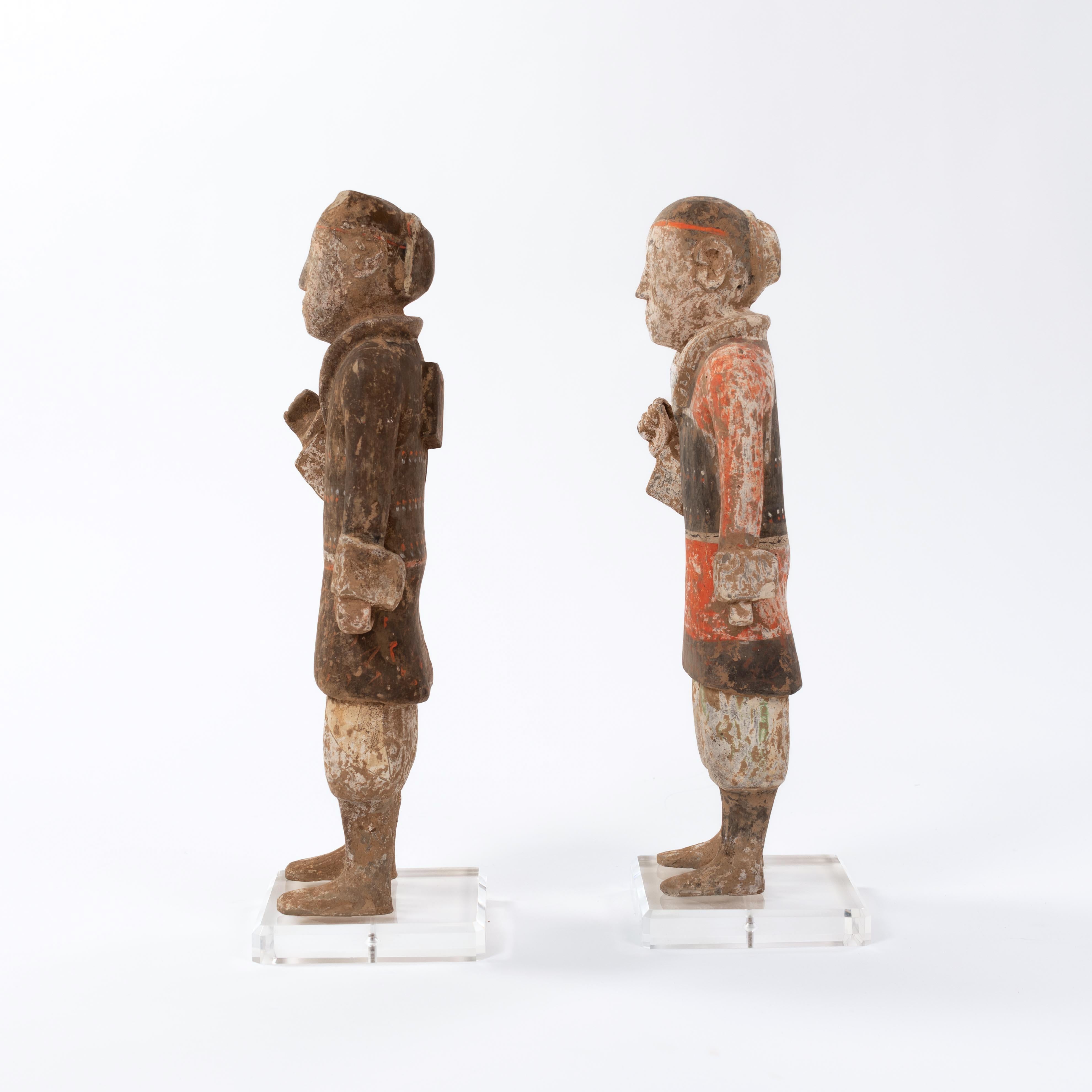 Chinese Pair of Terracotta Han Guards in Polychrome Paint China Han-Dynastie, TL Tested For Sale