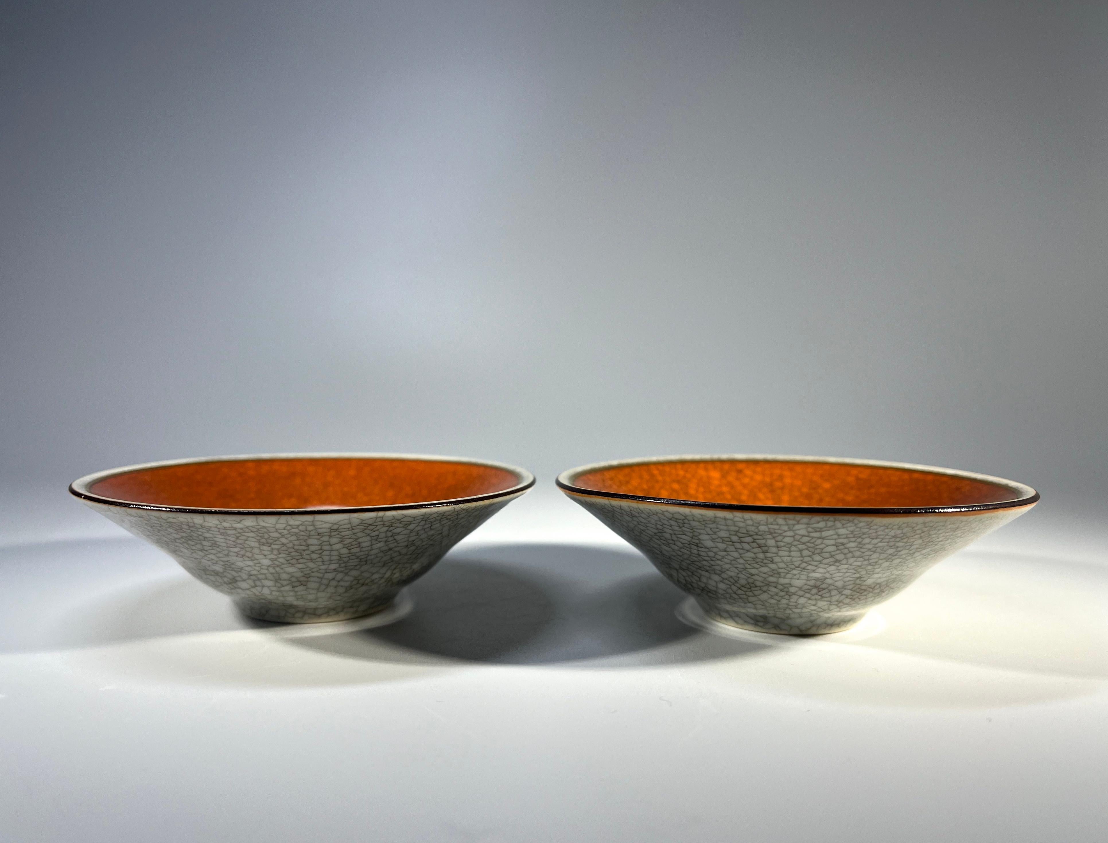 Coppia di sali in porcellana di terracotta, Thorkild Olsen, Royal Copenhagen Craquelure In condizioni ottime in vendita a Rothley, Leicestershire