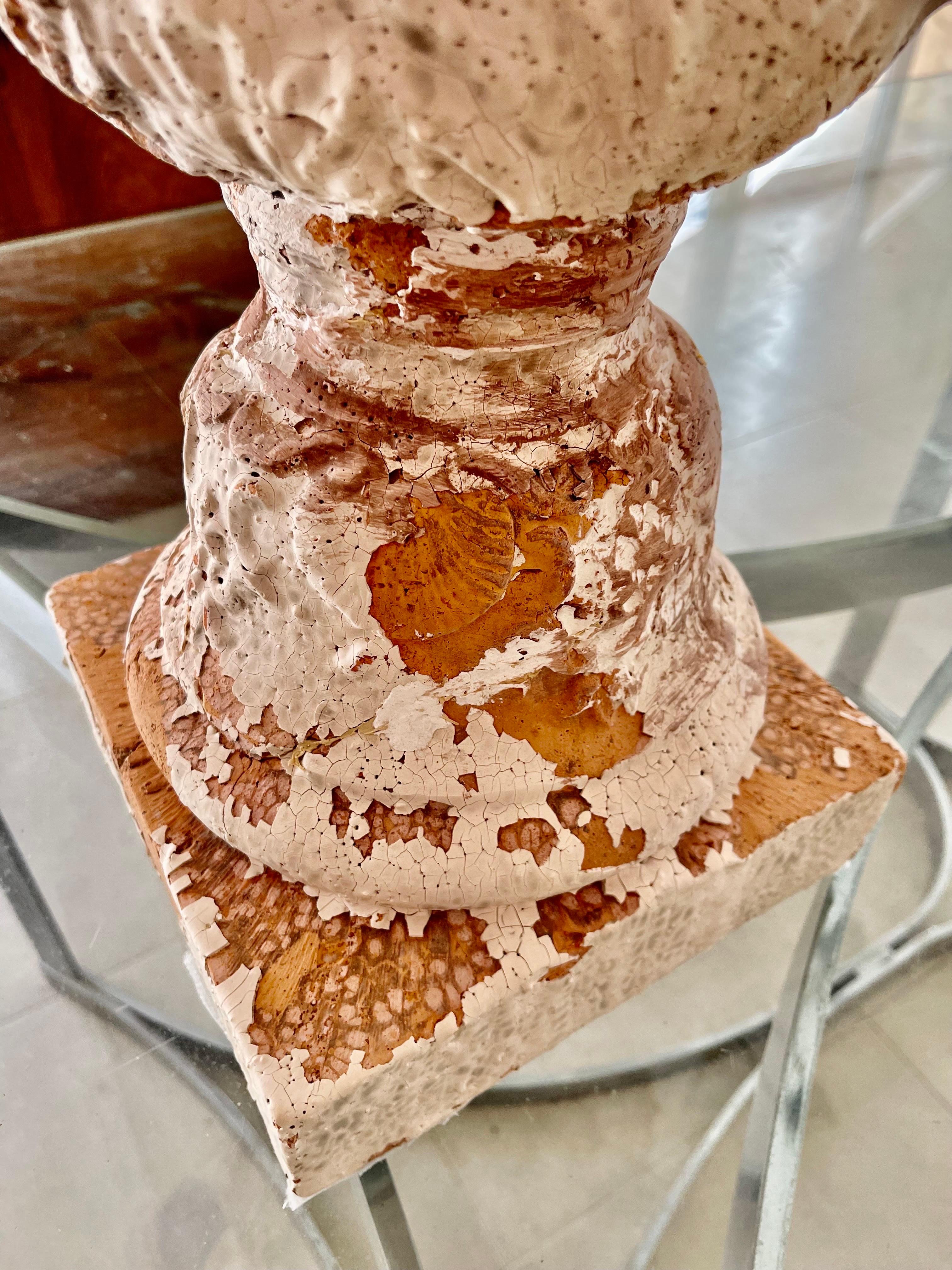 Napoleone III Coppia di vasi in terracotta Urnes castle , Spagna XIXs in vendita