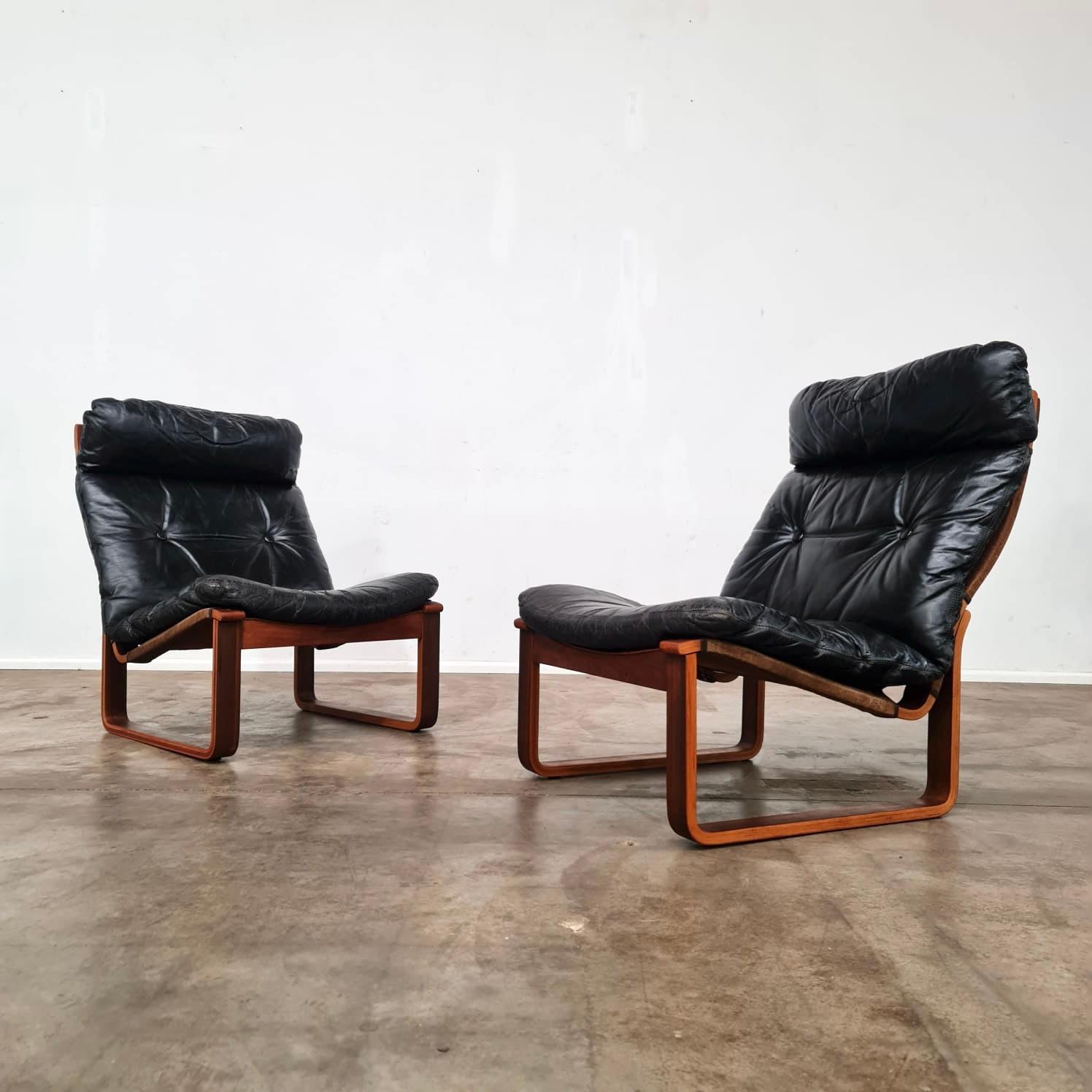 Mid-Century Modern Paire de chaises T8 de Tessa Furniture du milieu du siècle dernier  en vente
