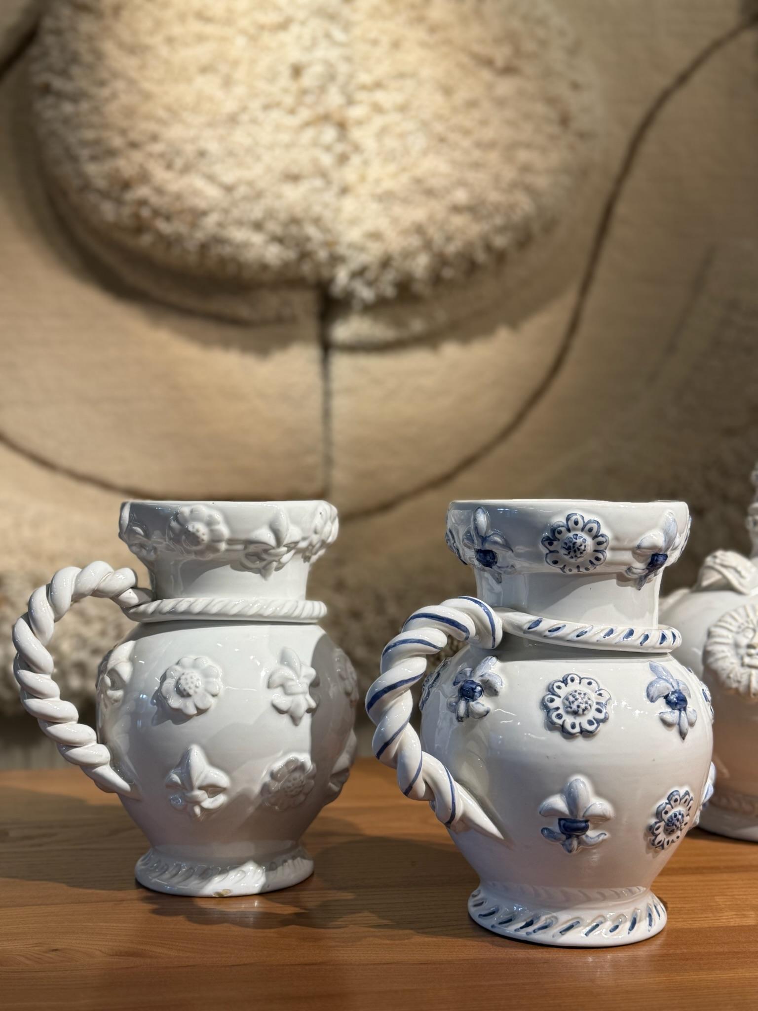 Mid-Century moderno Coppia di brocche in ceramica di Tessier, Francia in vendita