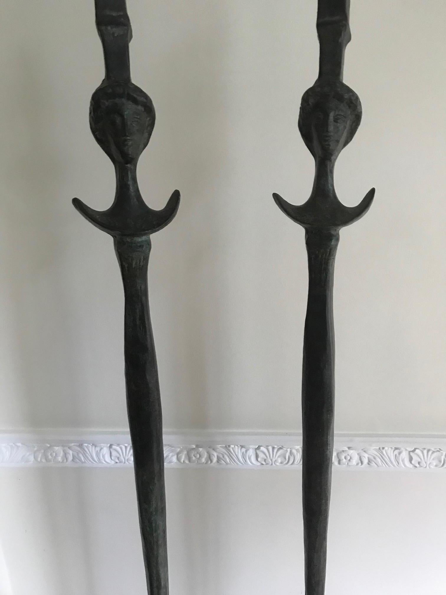 Pair of Tete de Femme Floor Lamps after Alberto Giacometti In Good Condition For Sale In London, GB