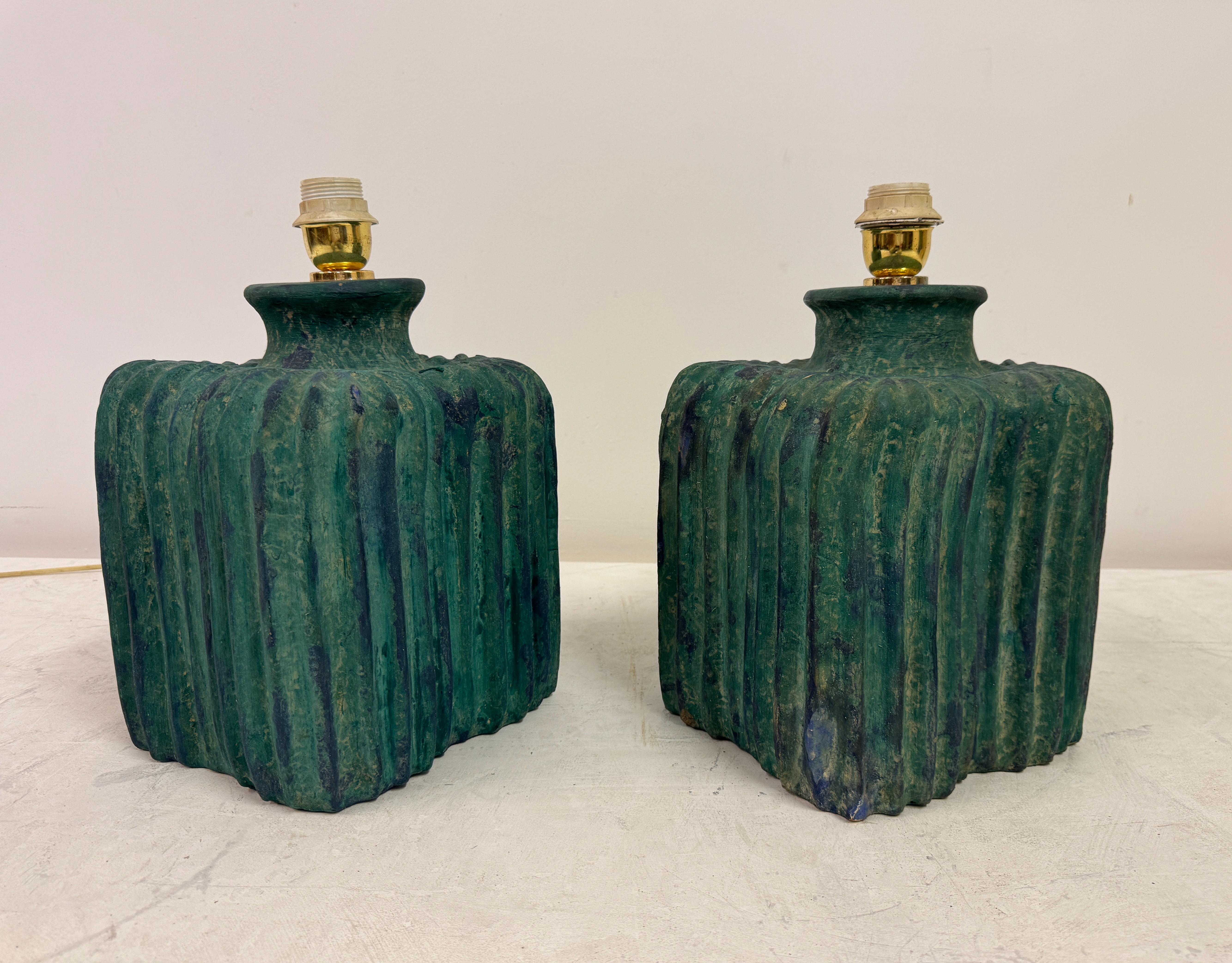 Paire de lampes de table en céramique texturée, Italie, années 1970 État moyen - En vente à London, London