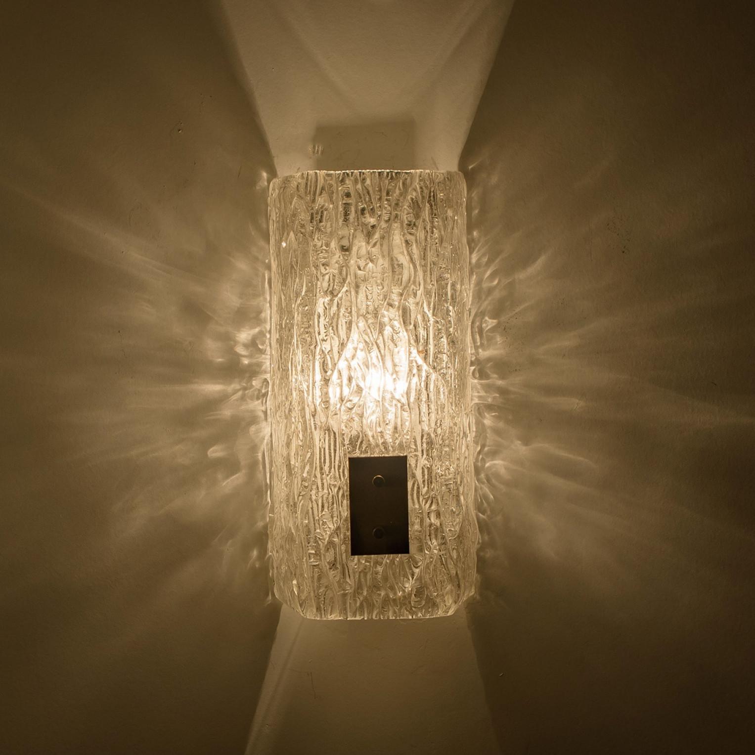 Pair of Textured Glass and Brass Wall Lights by J.T. Kalmar en vente 2