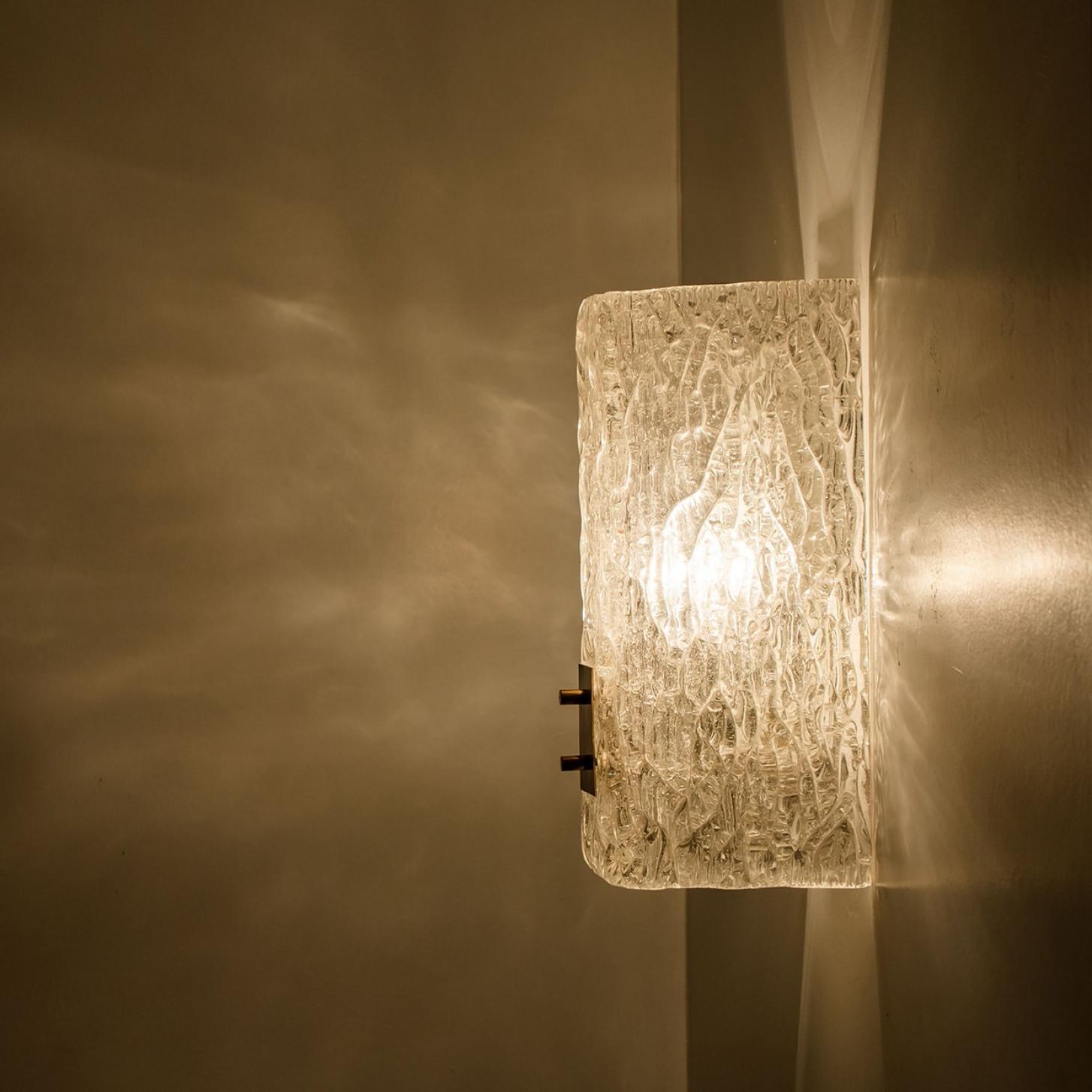 Pair of Textured Glass and Brass Wall Lights by J.T. Kalmar en vente 7