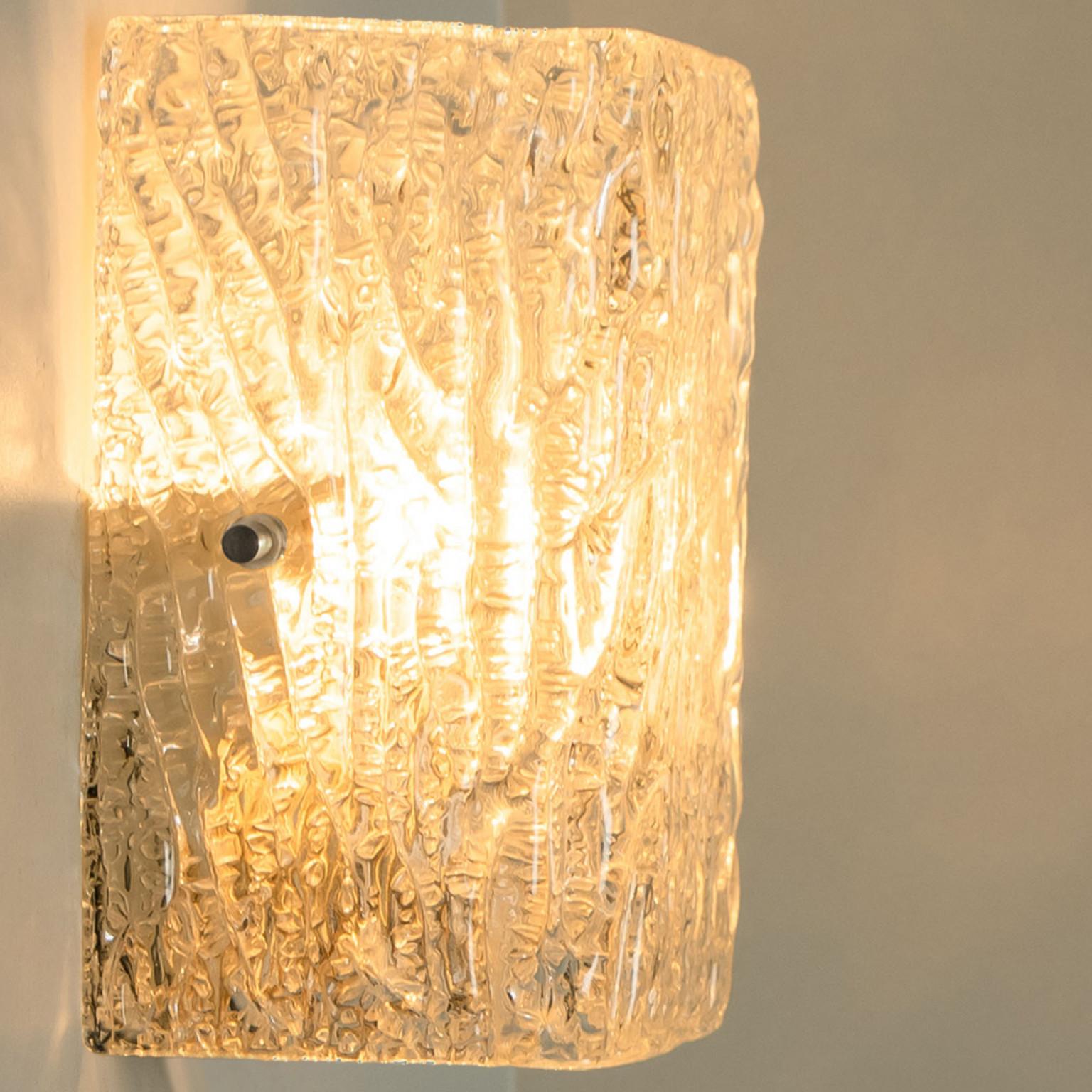 20th Century Pair of Textured Ice Glass Gold Wall Lights Kalmar, 1970s For Sale