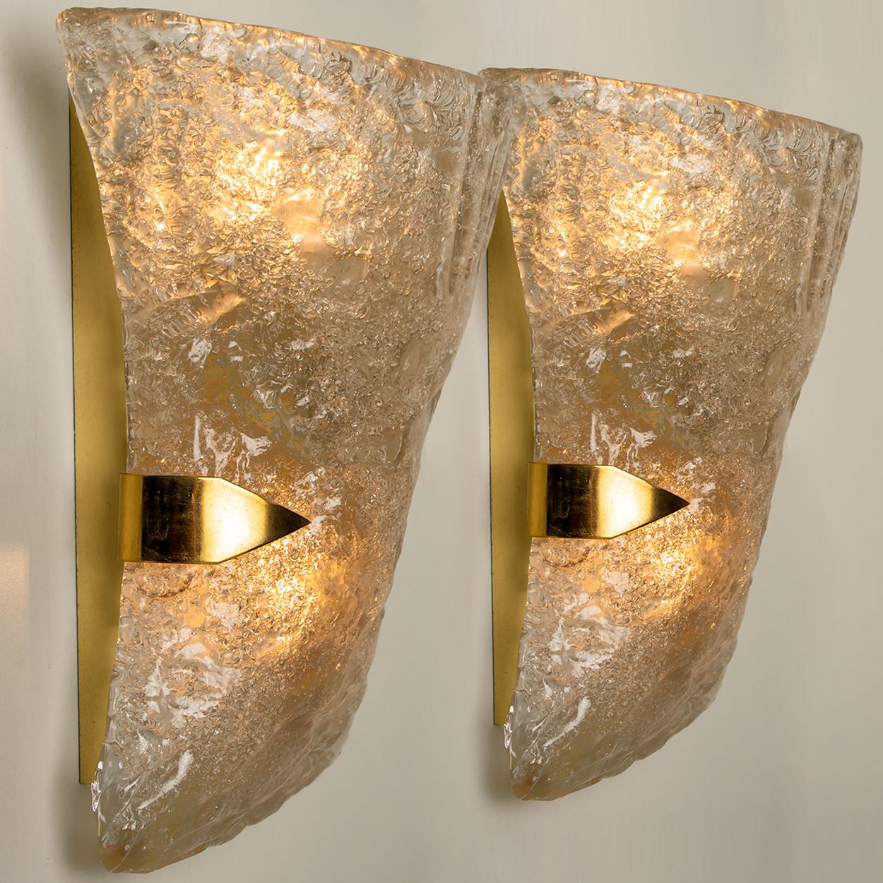 Mid-20th Century Pair of Textured Murano Glass Brass Sconces, 1960s For Sale