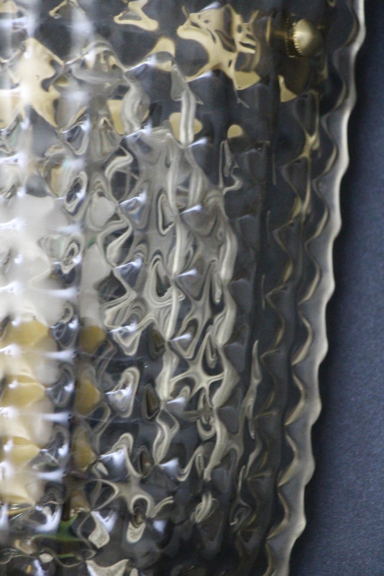 Paar Wandleuchter aus strukturiertem geräuchertem Muranoglas im Angebot 4