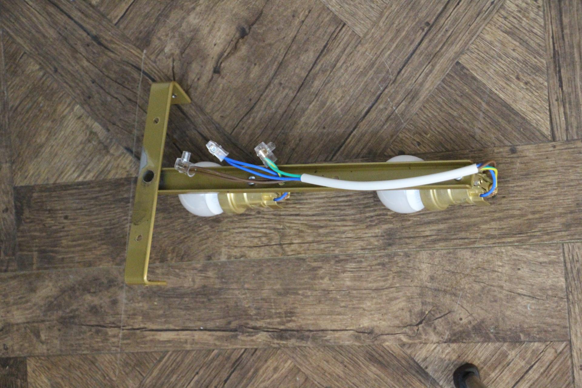 Pareja de apliques de cristal de Murano ahumado texturizado con pequeñas perlas de cristal negro en venta 8