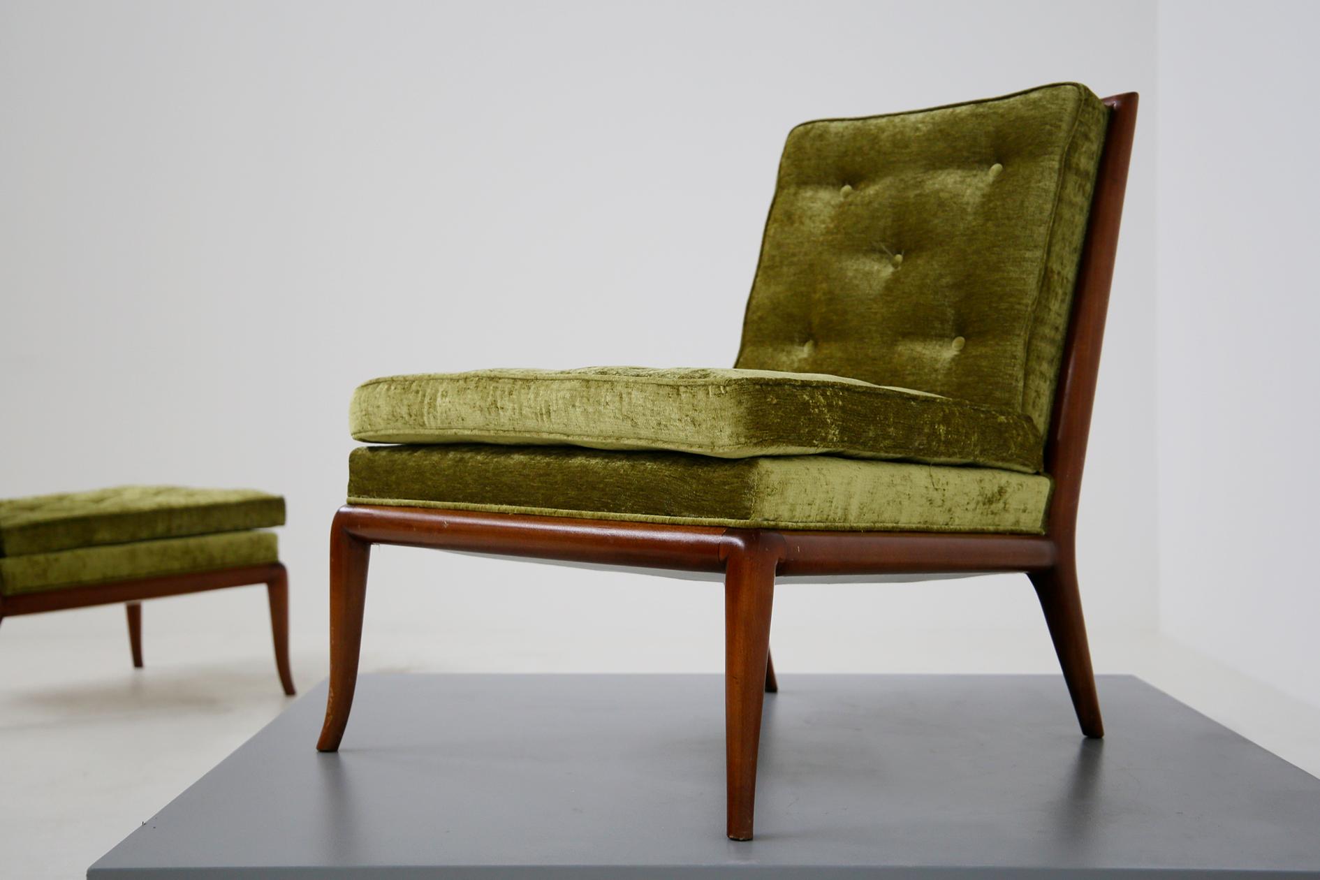 Pair of T.H. Robsjohn-Gibbings Armchairs No. WMB in Green Velvet, 1950s In Good Condition In Milano, IT