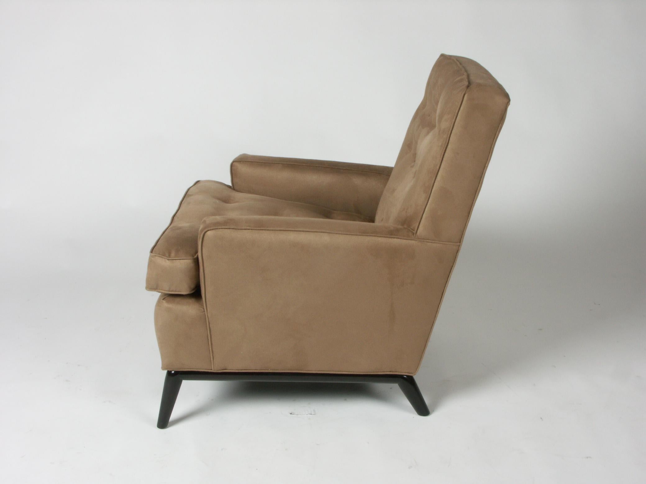 Mid-20th Century Pair of T.H. Robsjohn-Gibbings for Widdicomb High Back Club Chairs Ebonized Base For Sale