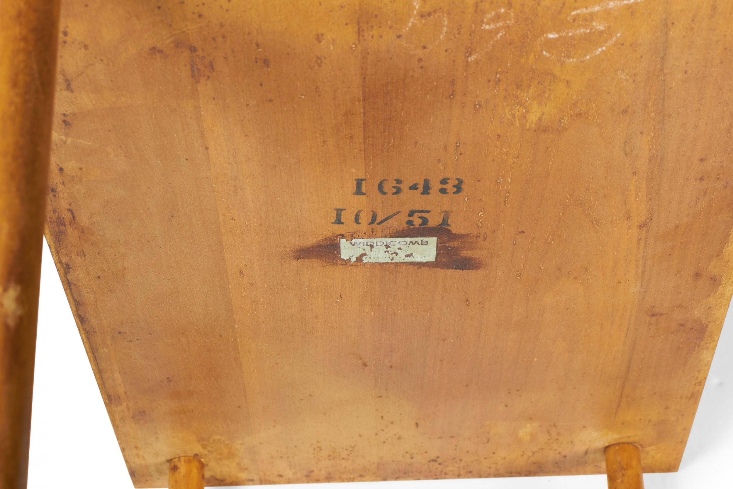 Paire d'AT&T. Robsjohn-Gibbings for Widdicomb Dowel Leg End Tables en vente 8