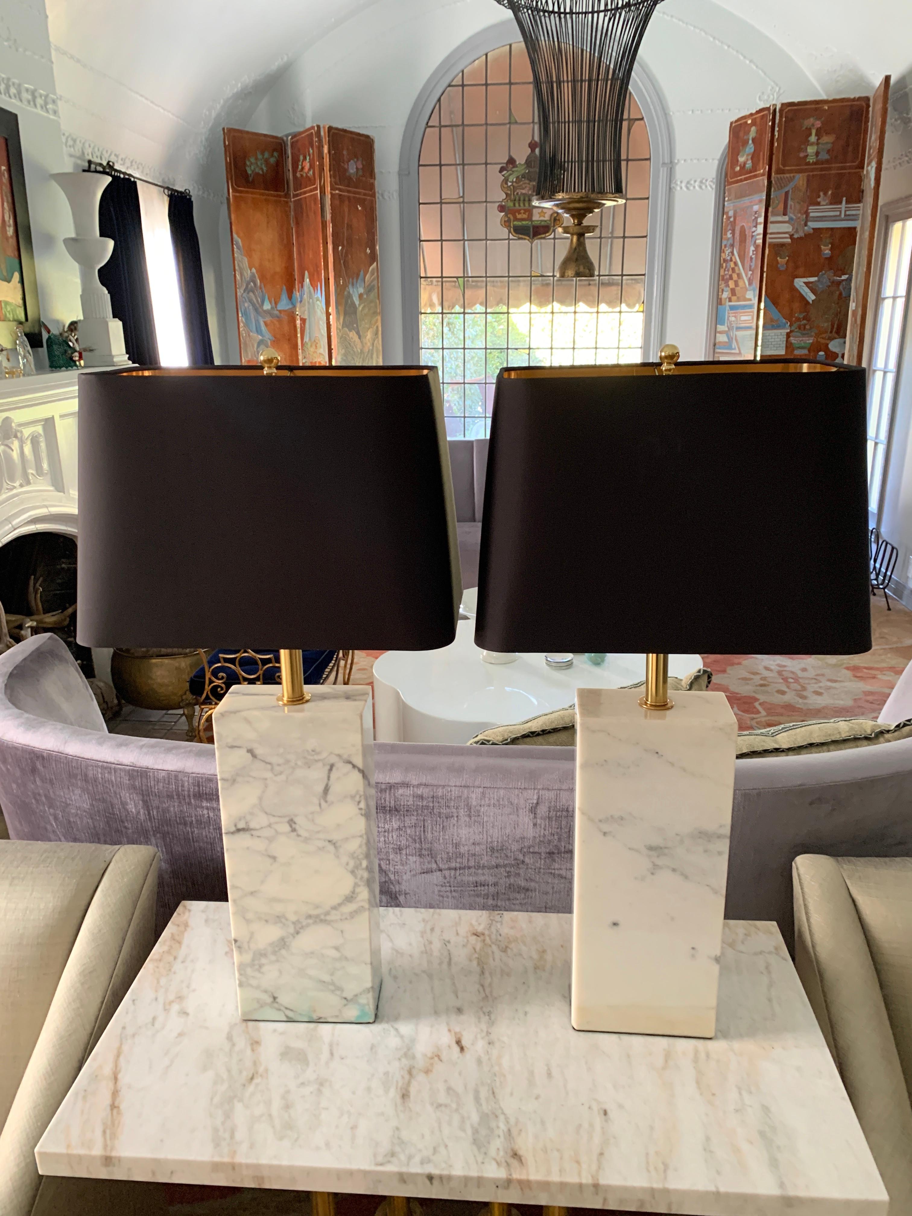 20th Century Pair of T.H. Robsjohn-Gibbings Marble and Brass Lamps with Shades For Sale