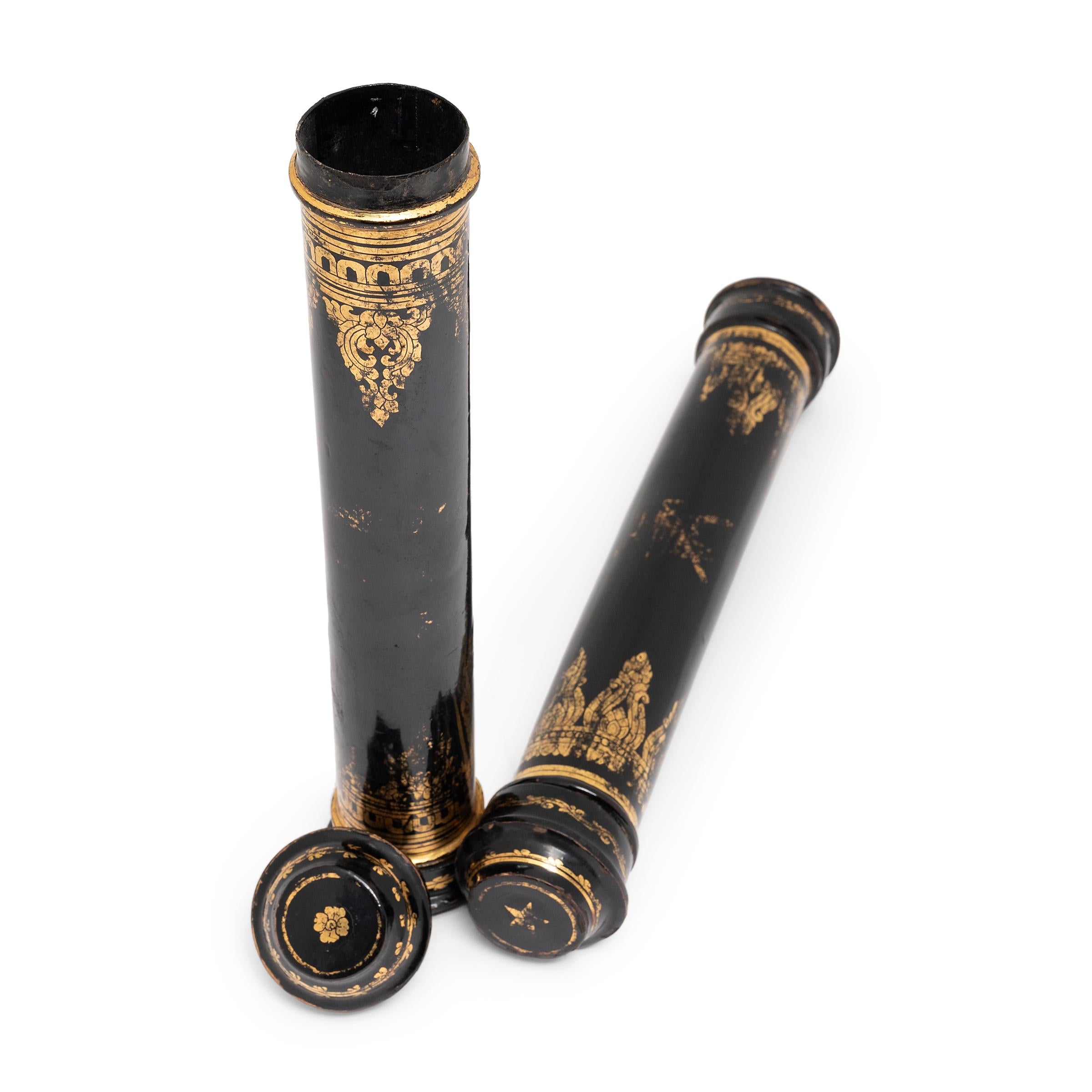 Pair of Thai Gilt Black Lacquer Scroll Cases, c. 1900 In Good Condition For Sale In Chicago, IL