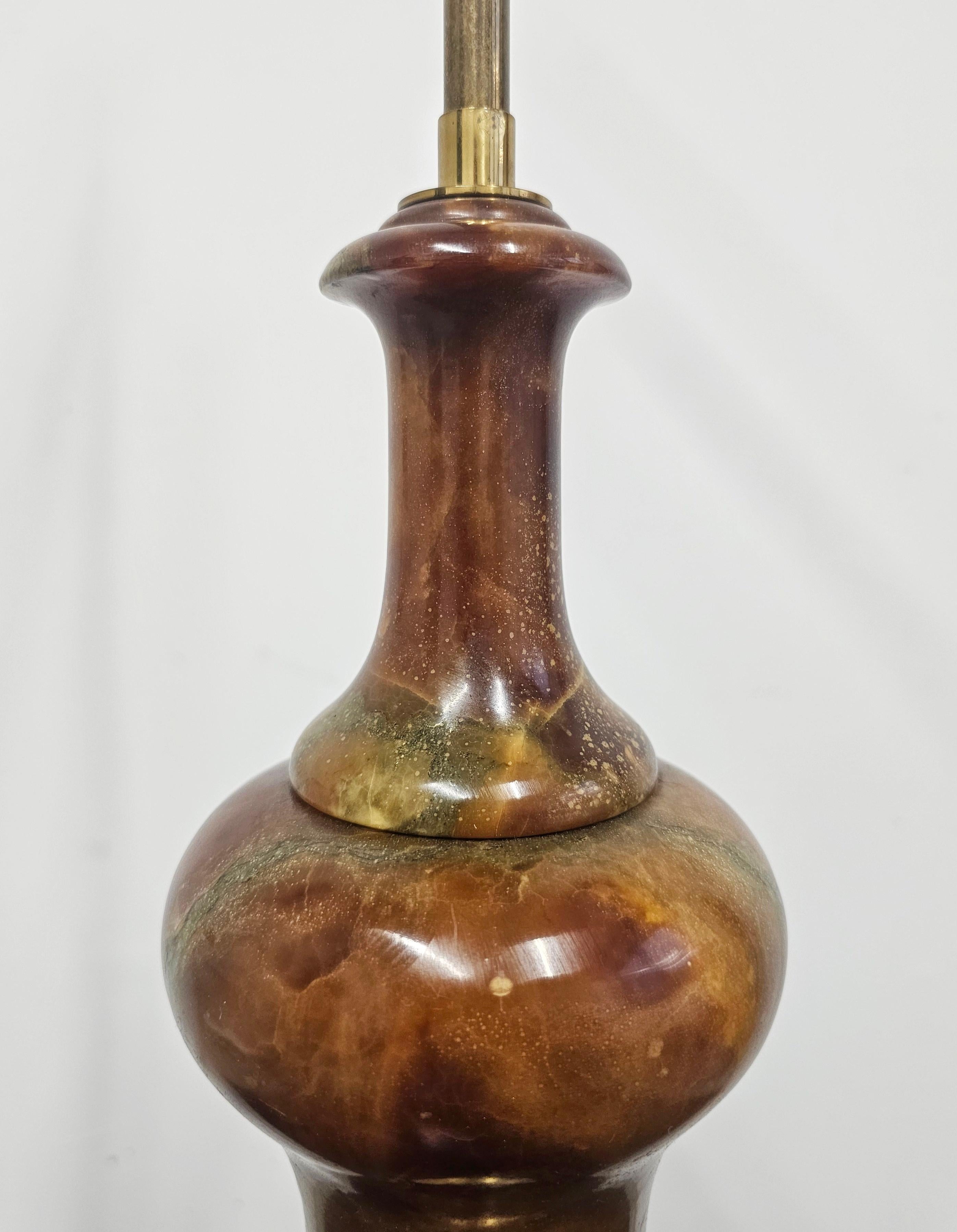 Paire de lampes de table XXL anciennes en onyx et bronze, France, années 1920 en vente 1