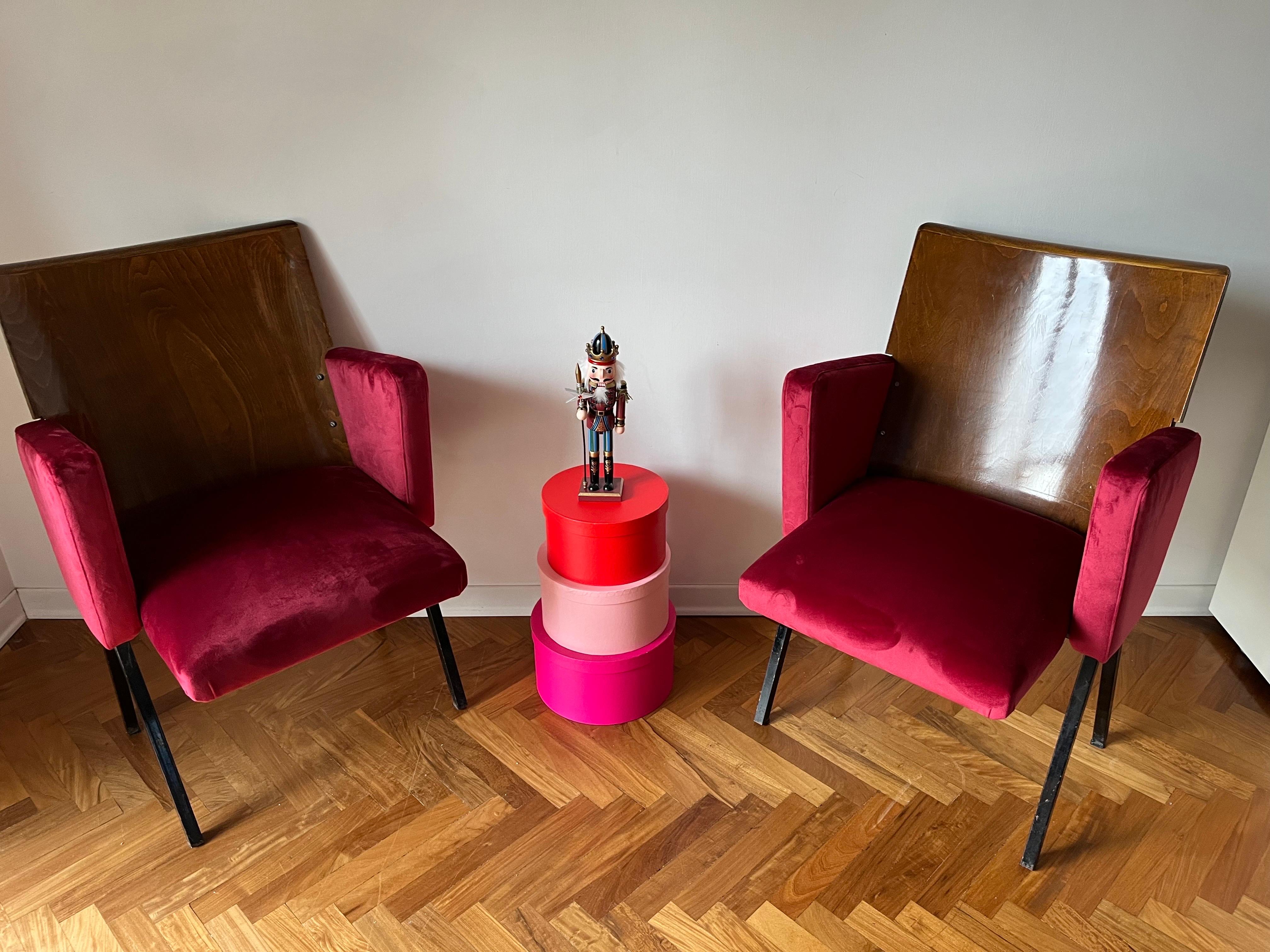Pair of Theatre Red Chairs, 1950s For Sale 10