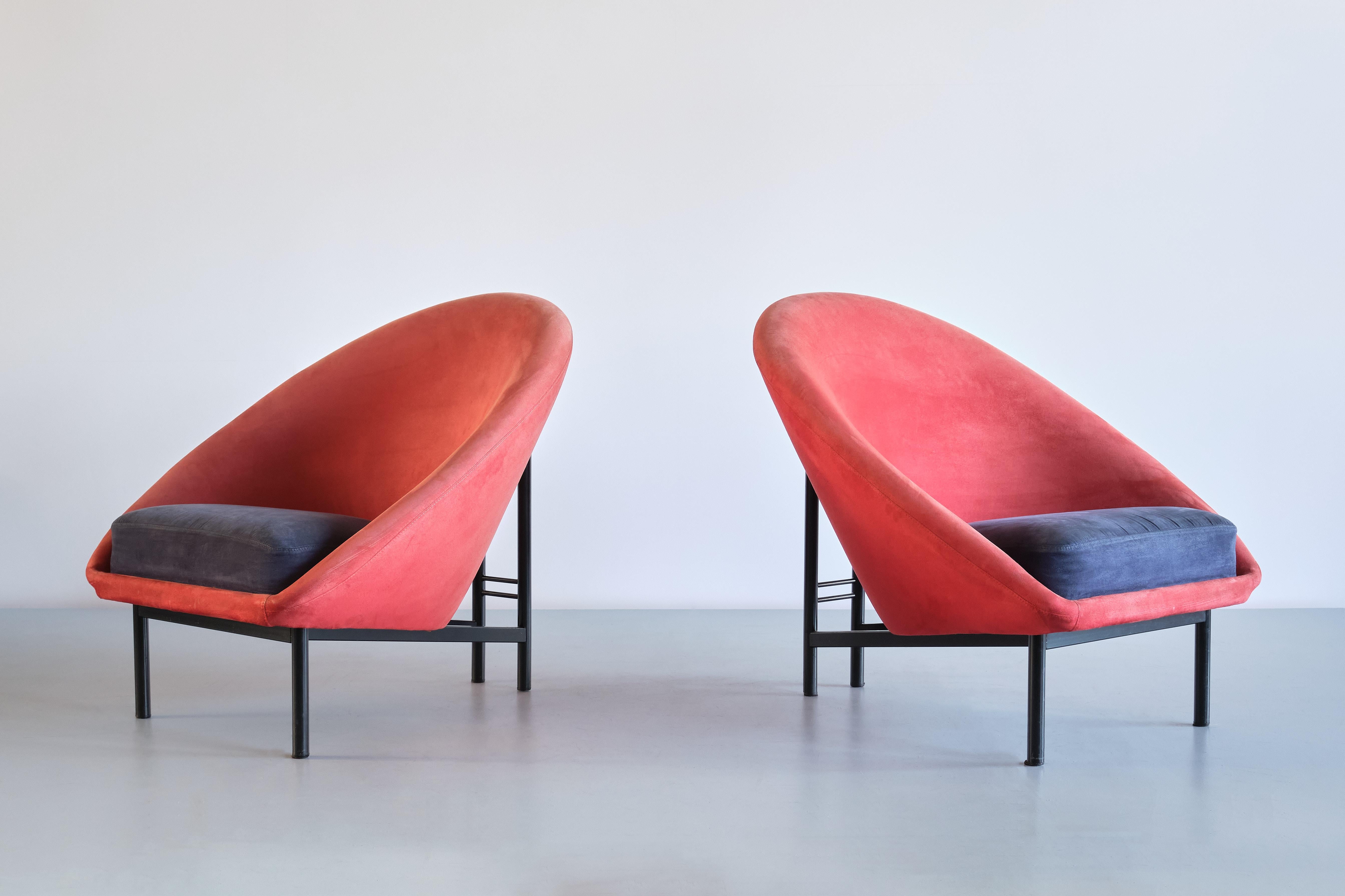 Pair of Theo Ruth 'F815' Lounge Chairs, Artifort, Netherlands, 1960s For Sale 8