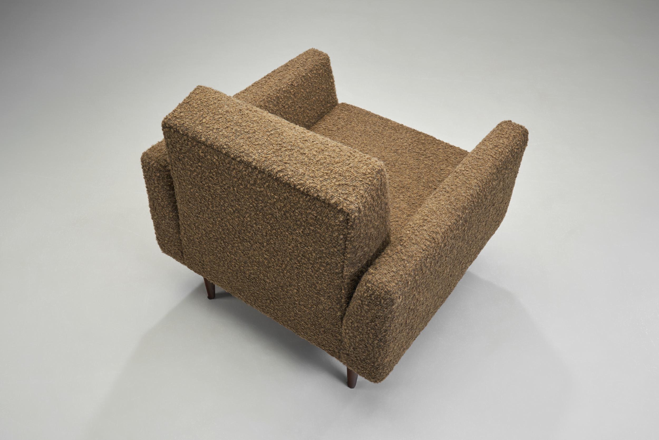 Fabric Pair of Theo Ruth Lounge Chairs for Artifort, Netherlands ca 1960s For Sale