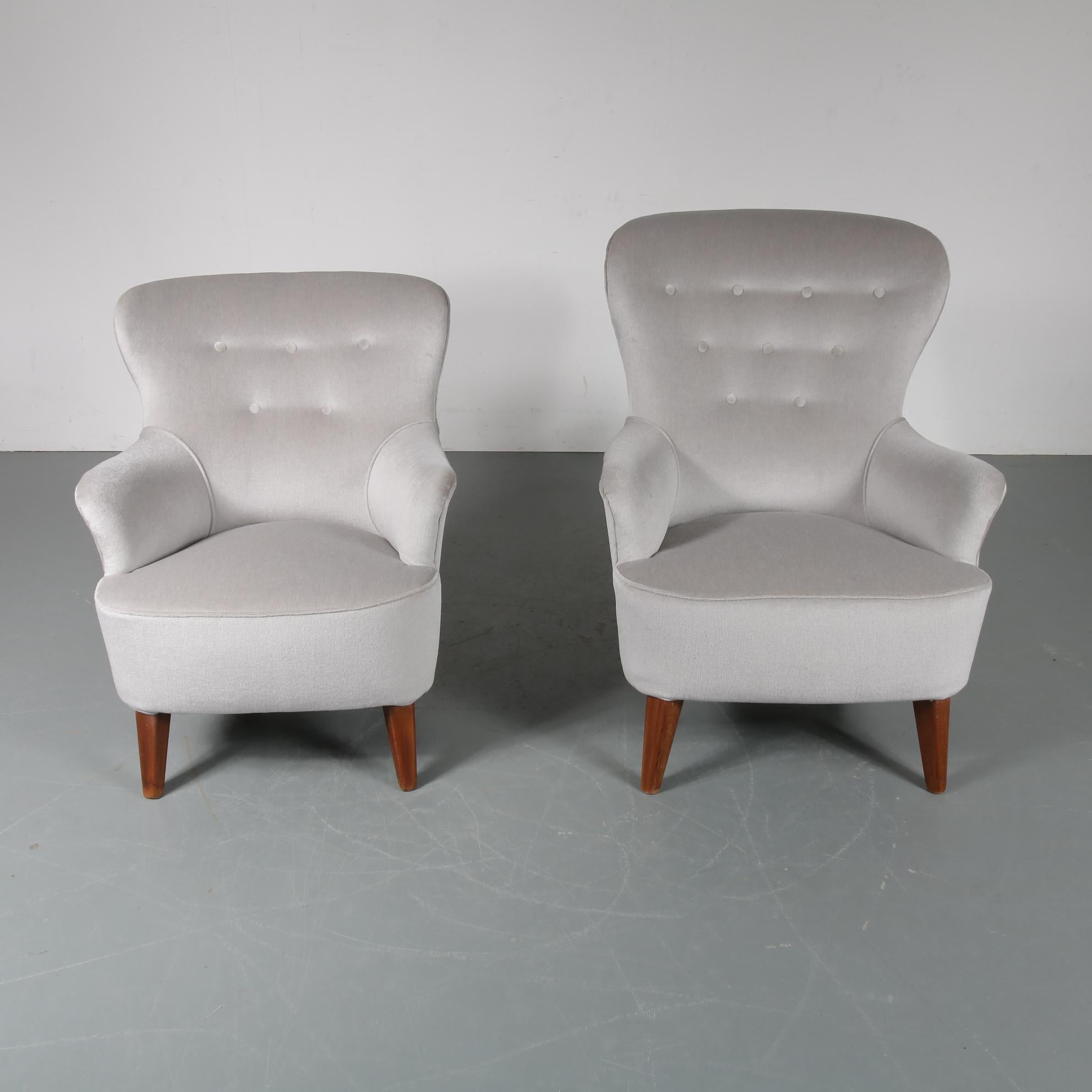 Pair of Theo Ruth Lounge Chairs for Artifort, the Netherlands, 1950 10