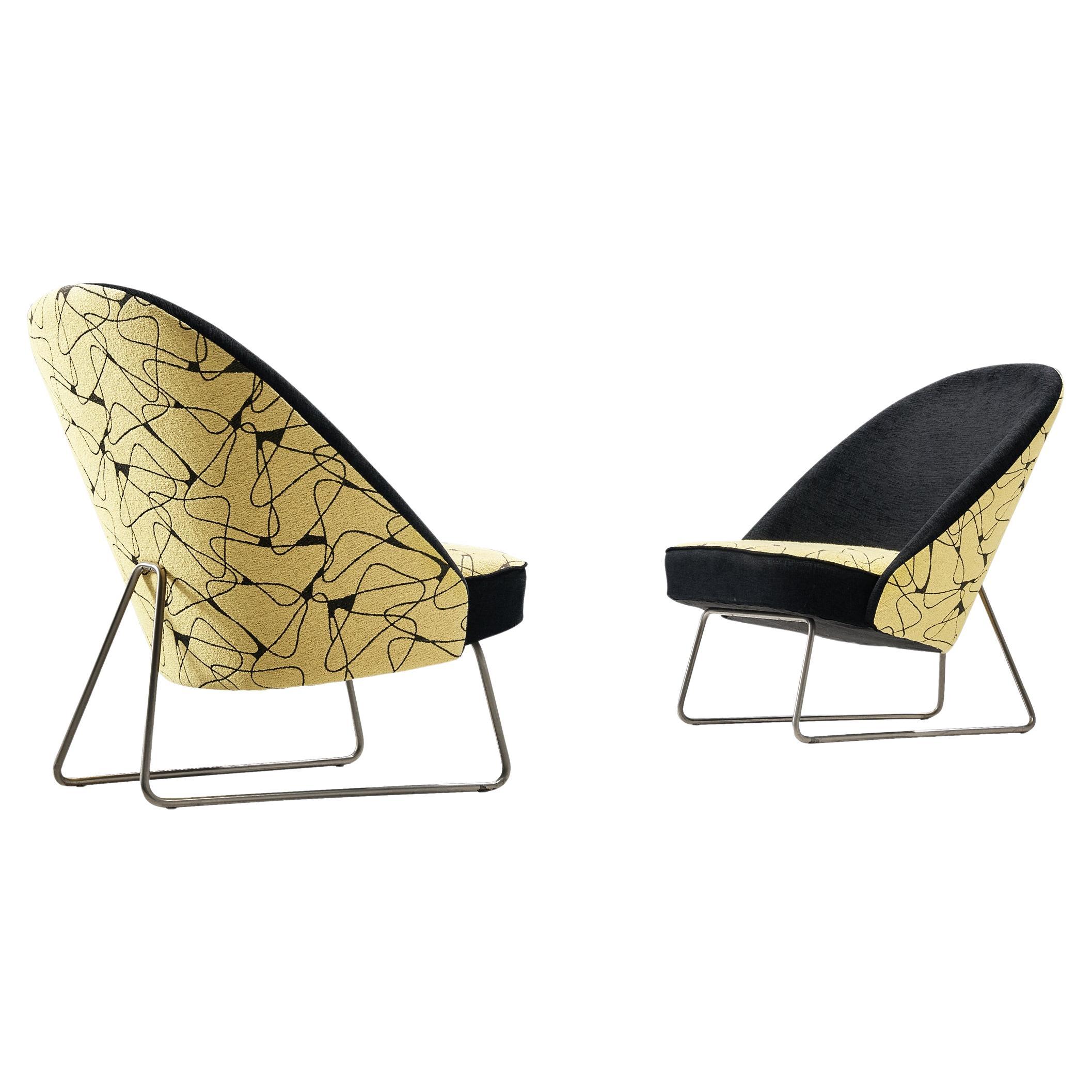 Paar Theo Ruth Lounge Chairs aus gemustertem Stoff  im Angebot