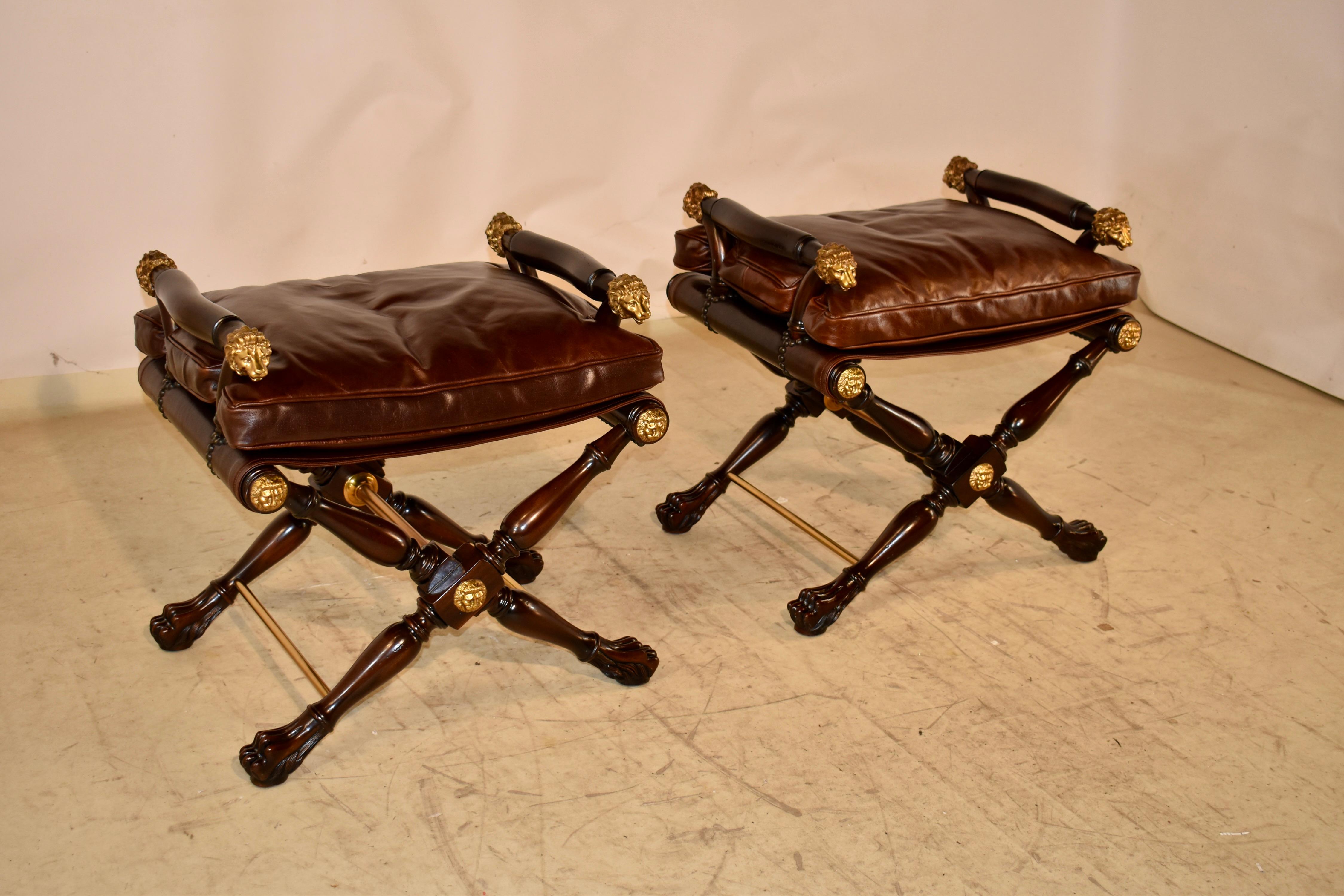Pair of Theodore Alexander Director's Stools in Leather In Good Condition For Sale In High Point, NC