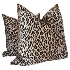 Coppia di cuscini Thibaut "Amur" in velluto dorato con ghepardo