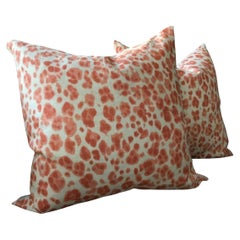 Coppia di cuscini Thibaut "Panthera" con imbottitura in piuma d'oca